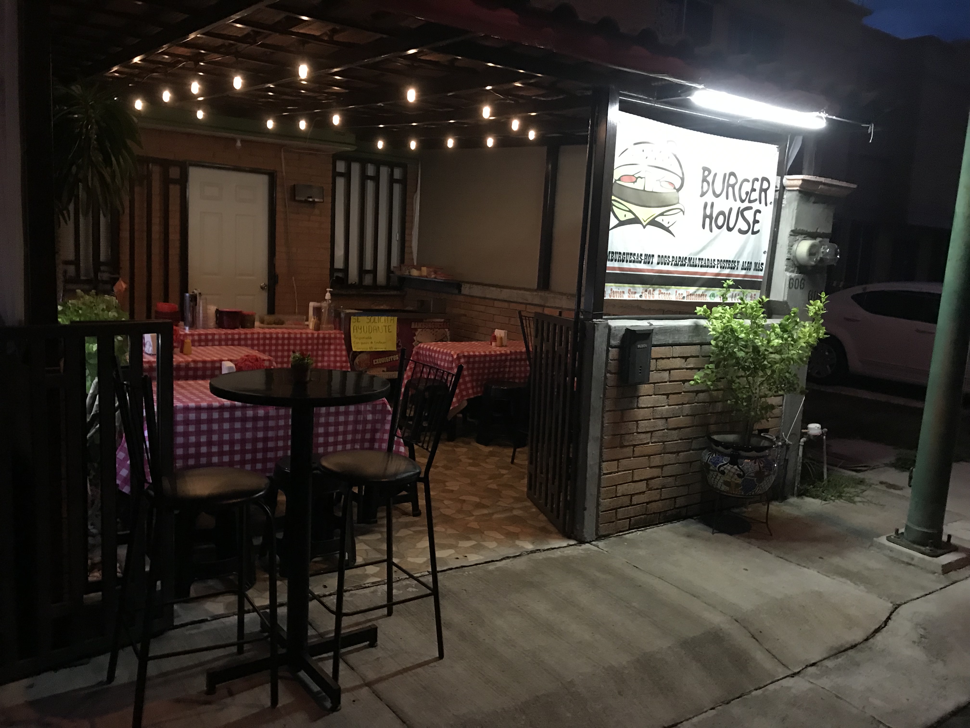 BURGER-HOUSE image 1