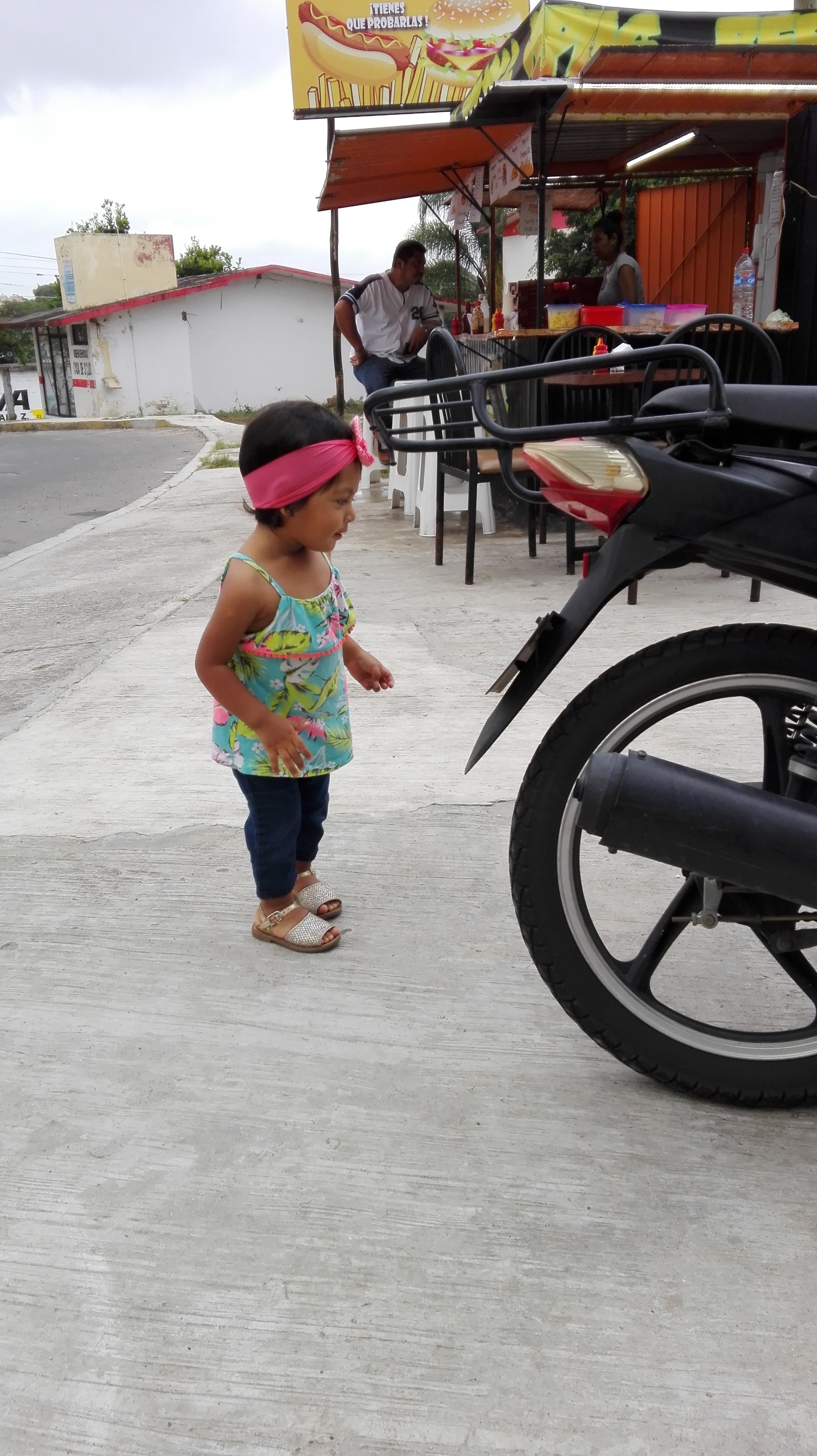 Lluvia De Hamburguesas image 3