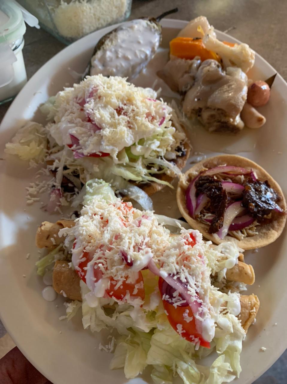 Pozoleria Doña Any image 2