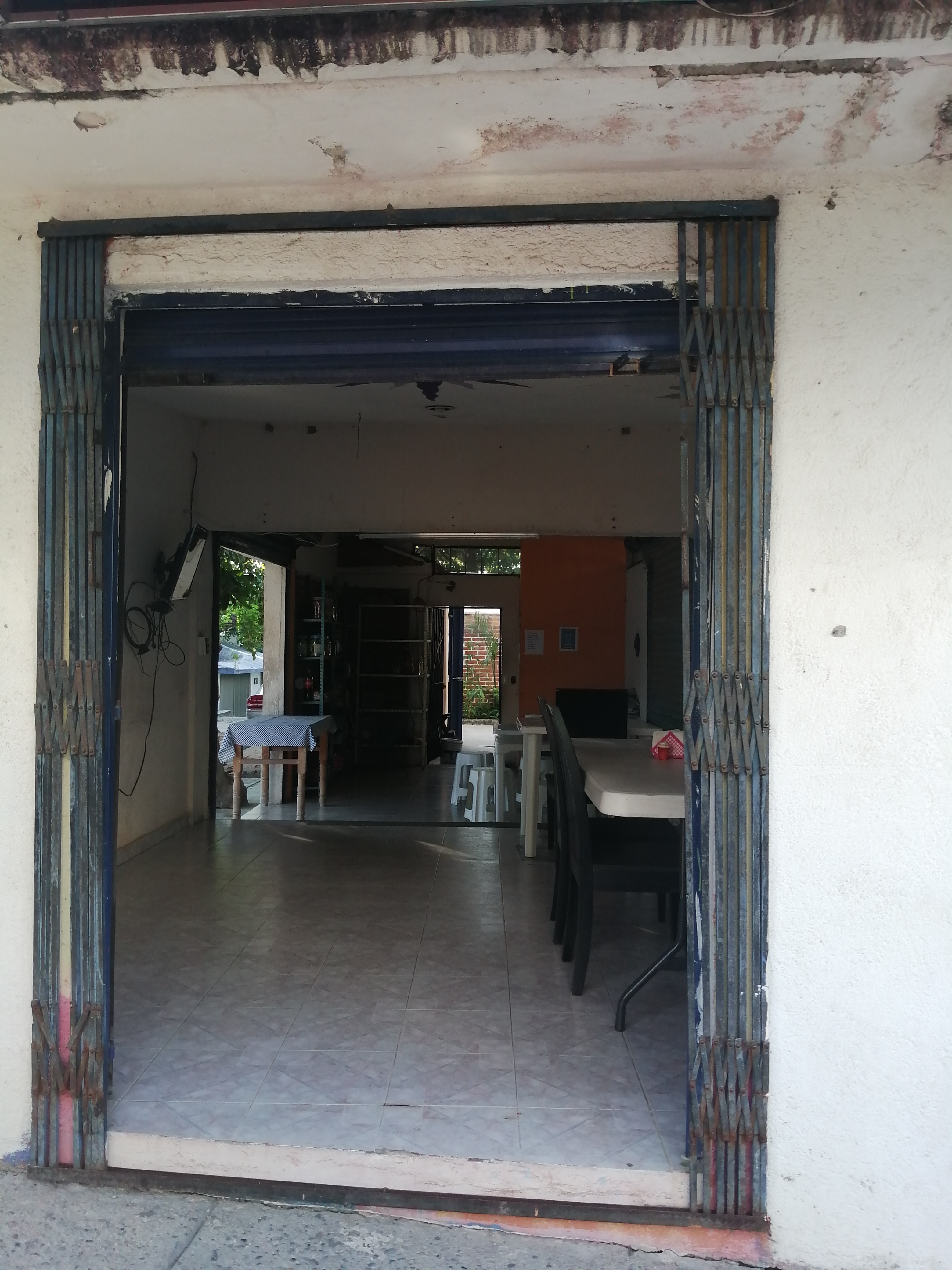 Comedor Lili image 7