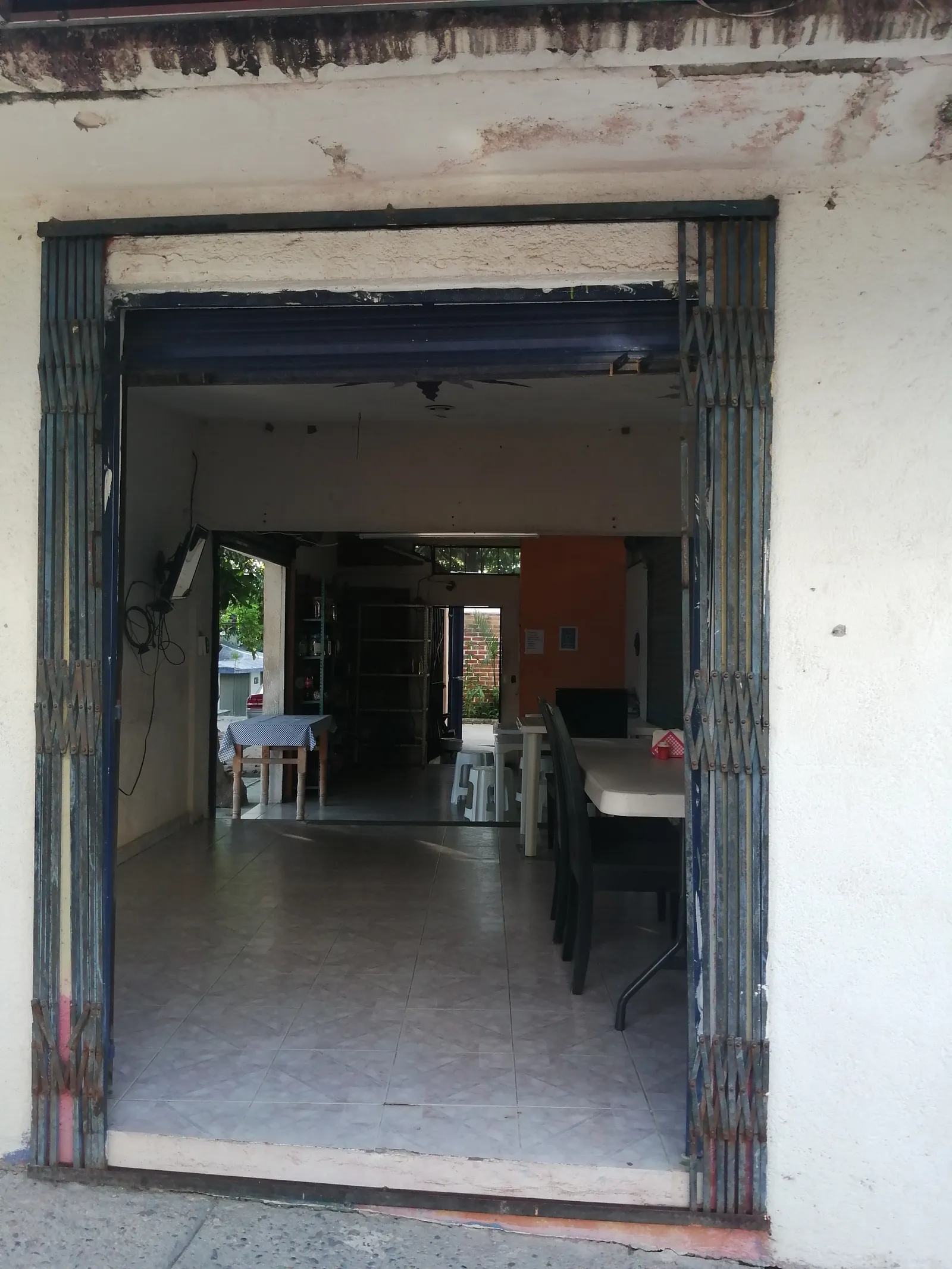 Comedor Lili image 7