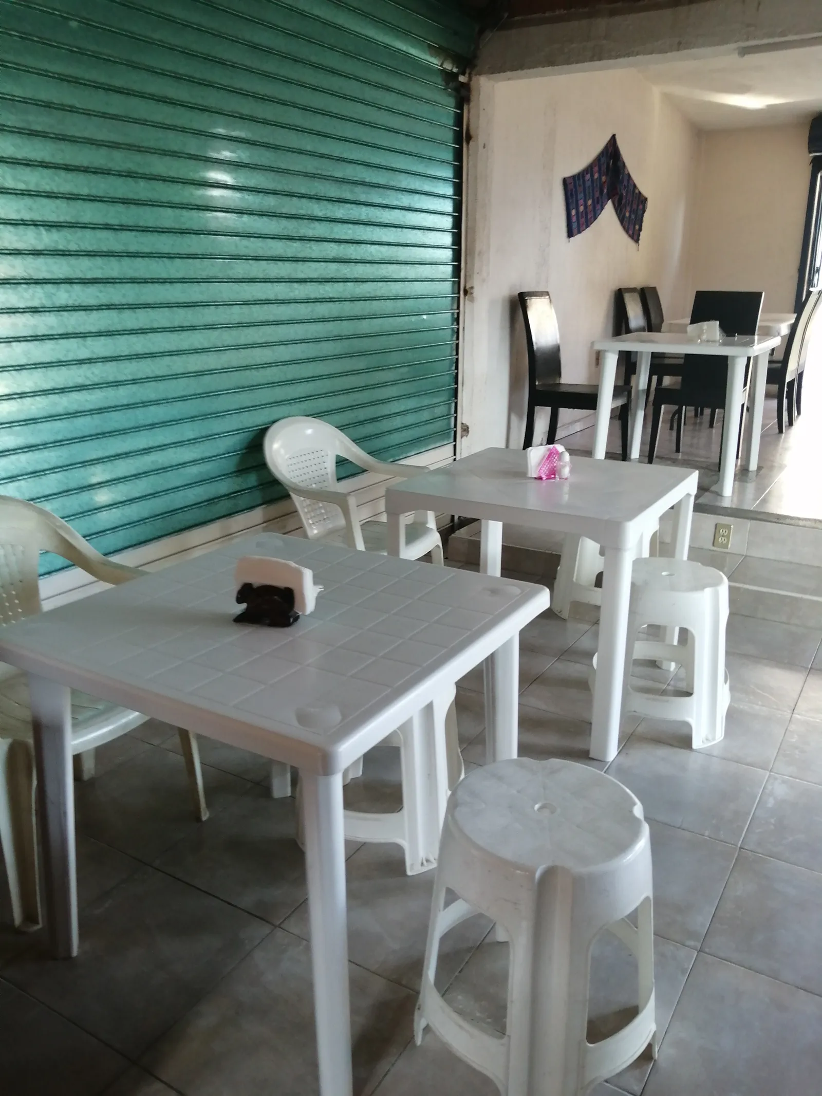 Comedor Lili image 9