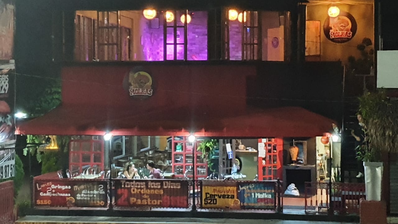 Taqueria Los Molkas image 1