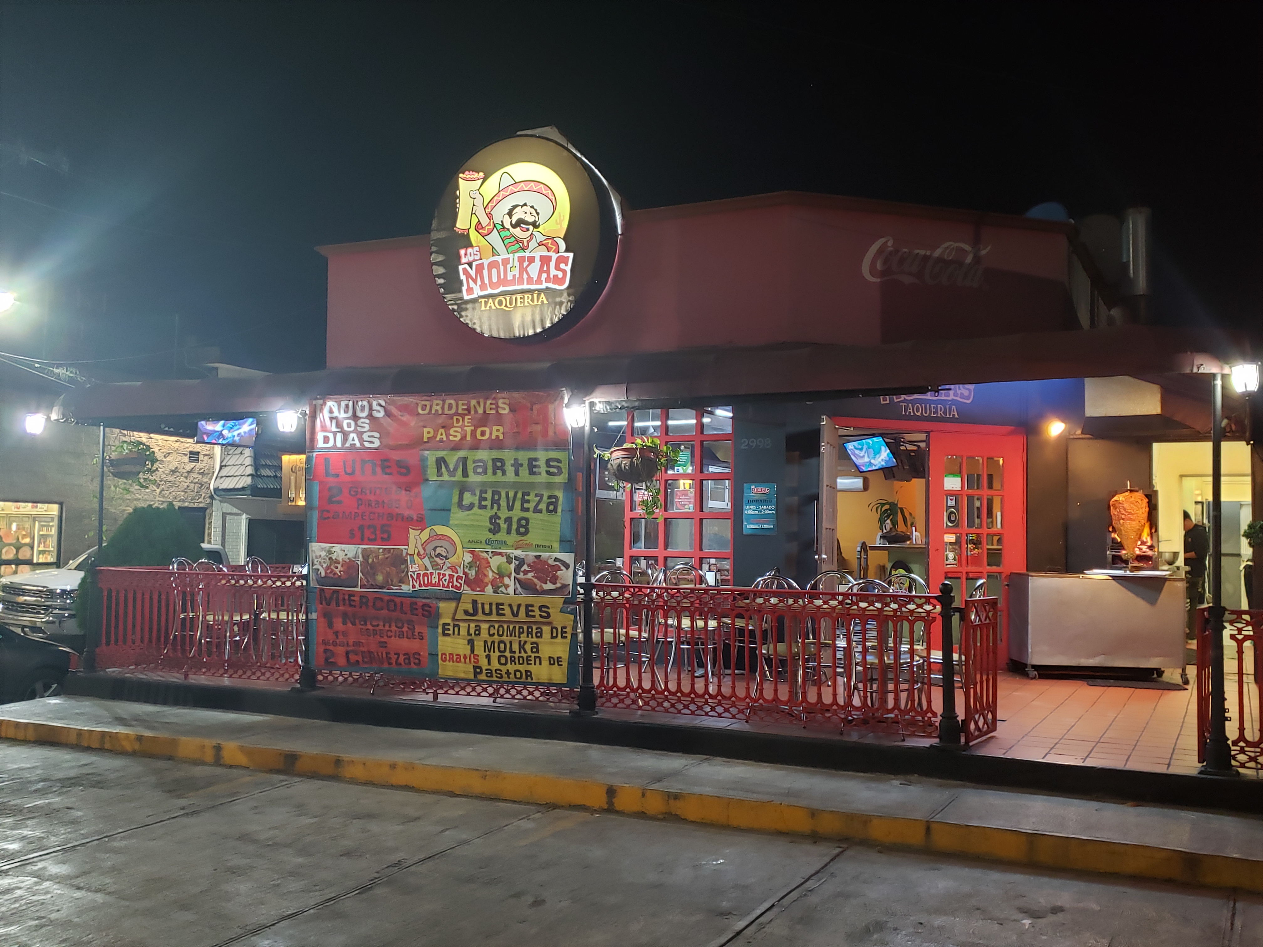 Taqueria Los Molkas image 4