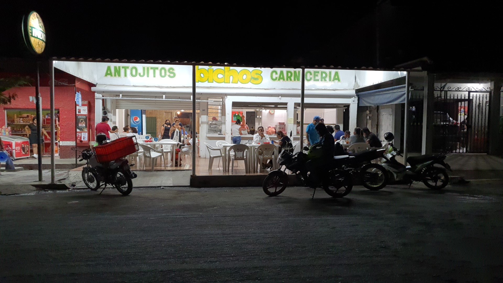 Taqueria Bichos image 1