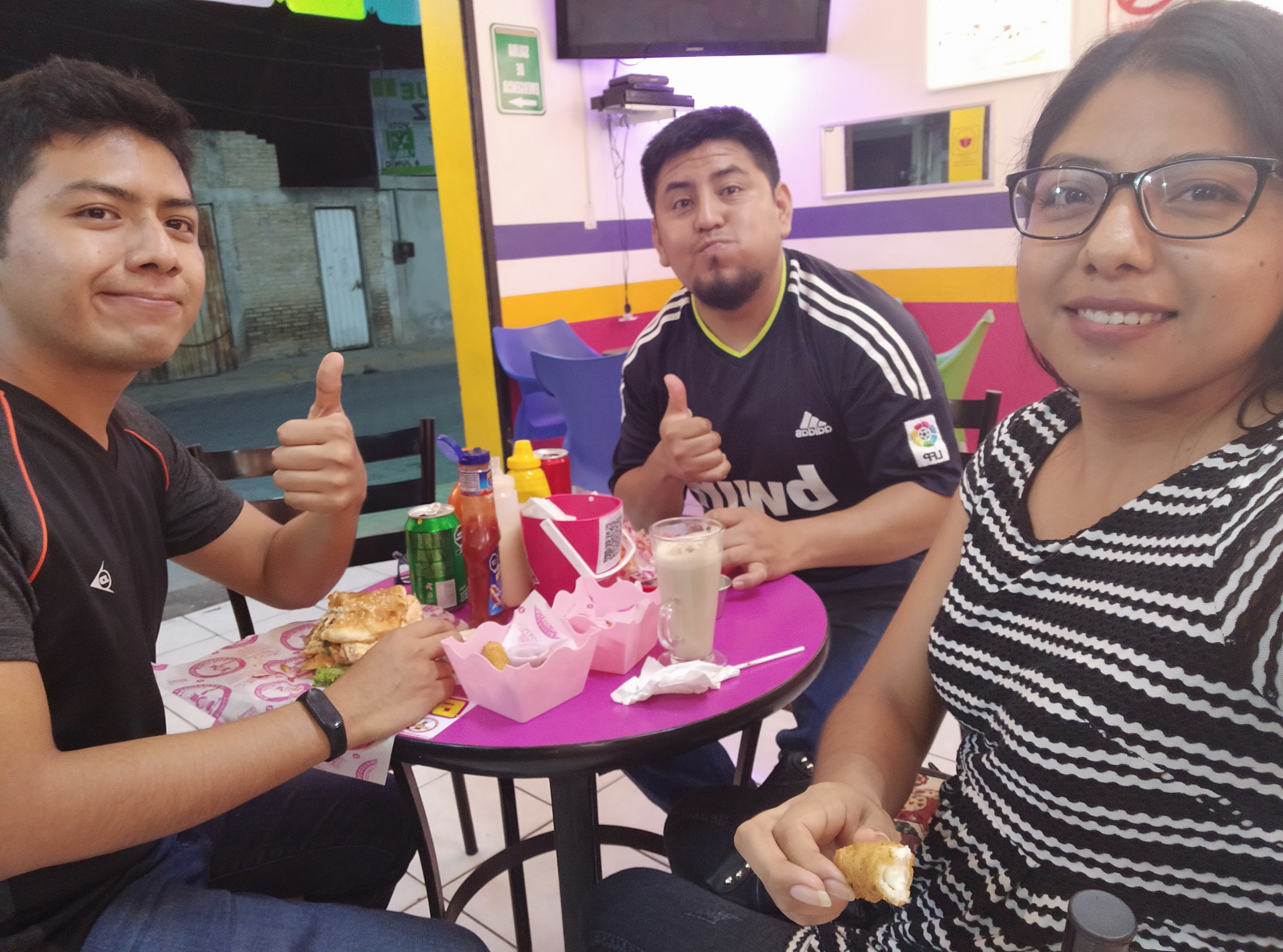 La hamburguesa mágica Ajalpan image 10