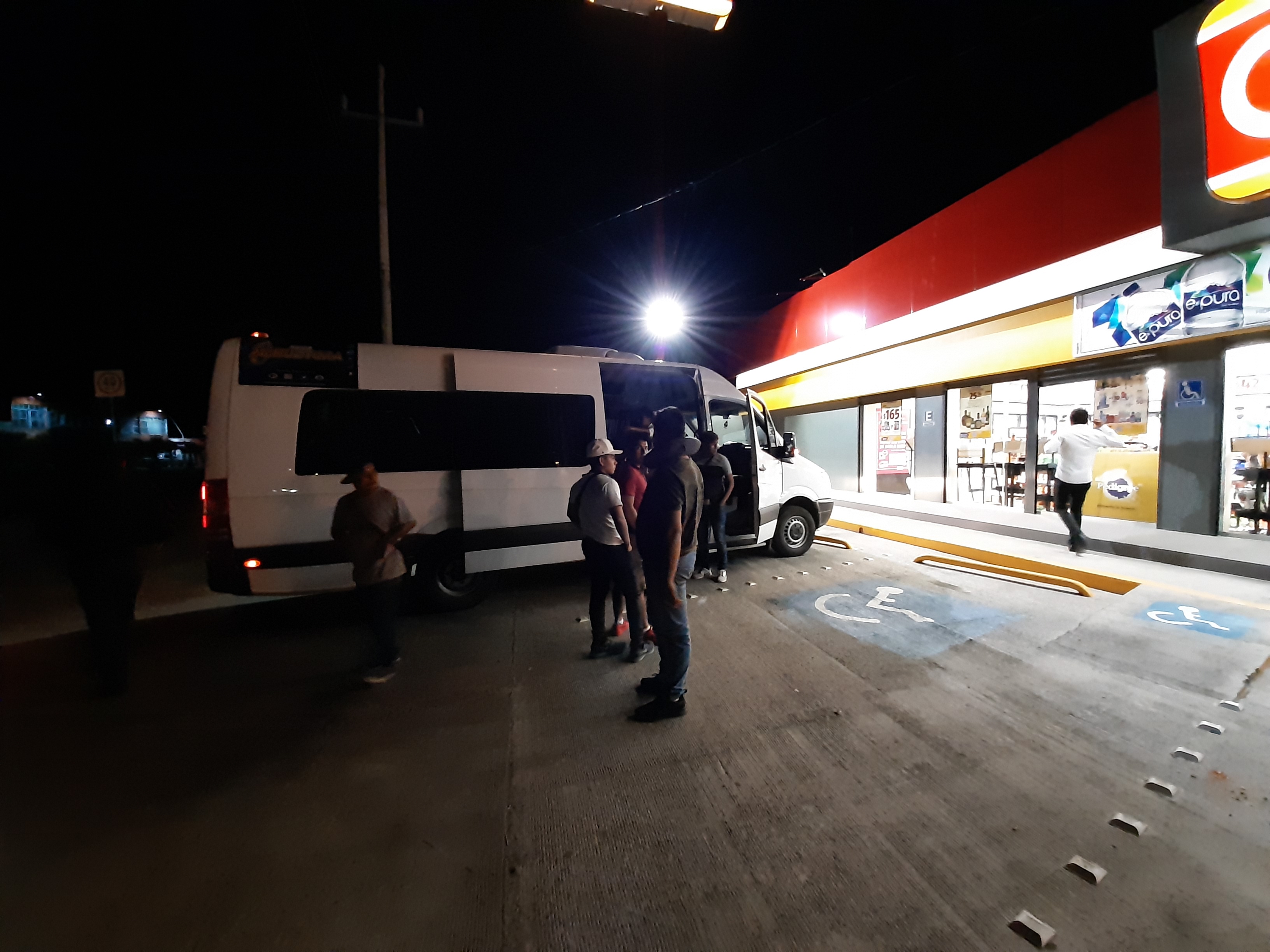 Taqueria "La TrOpIcAnA" image 7