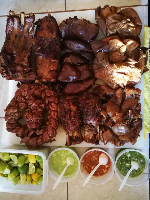 Carnitas y Chicharron Jalisquillo image 6