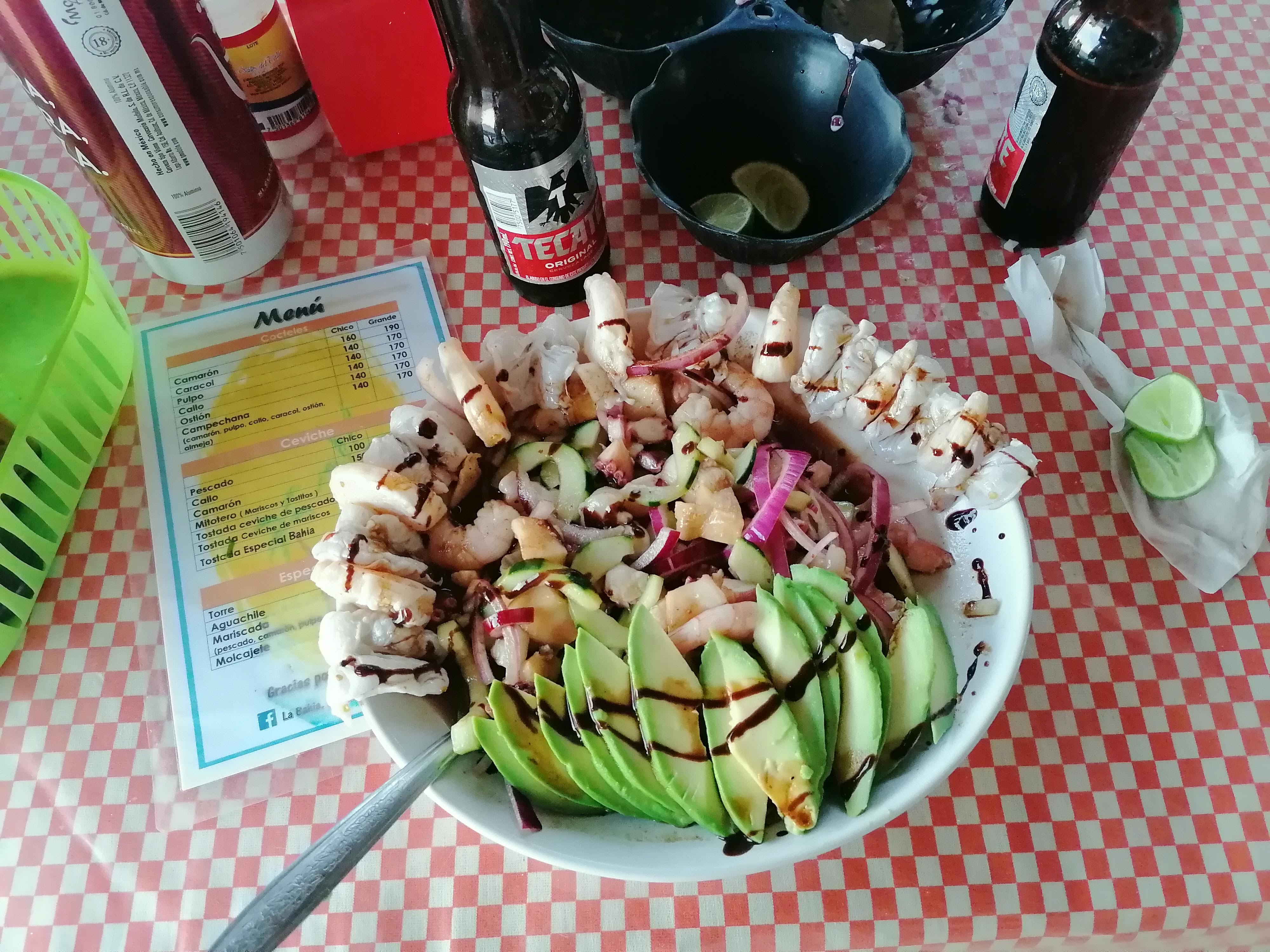 La Bahia Cocteles & Mariscos image 9