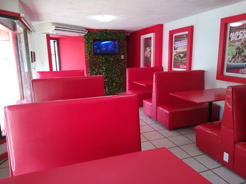 Planet Pizza image 2