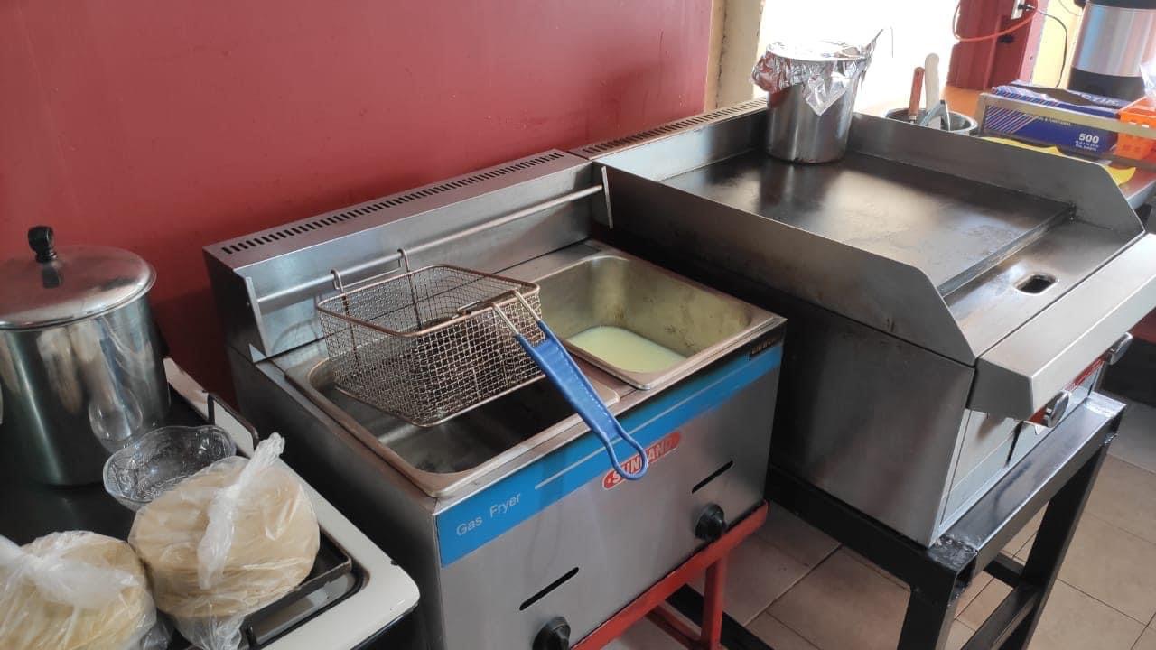 Tacos y tortas “Los compadres” image 1