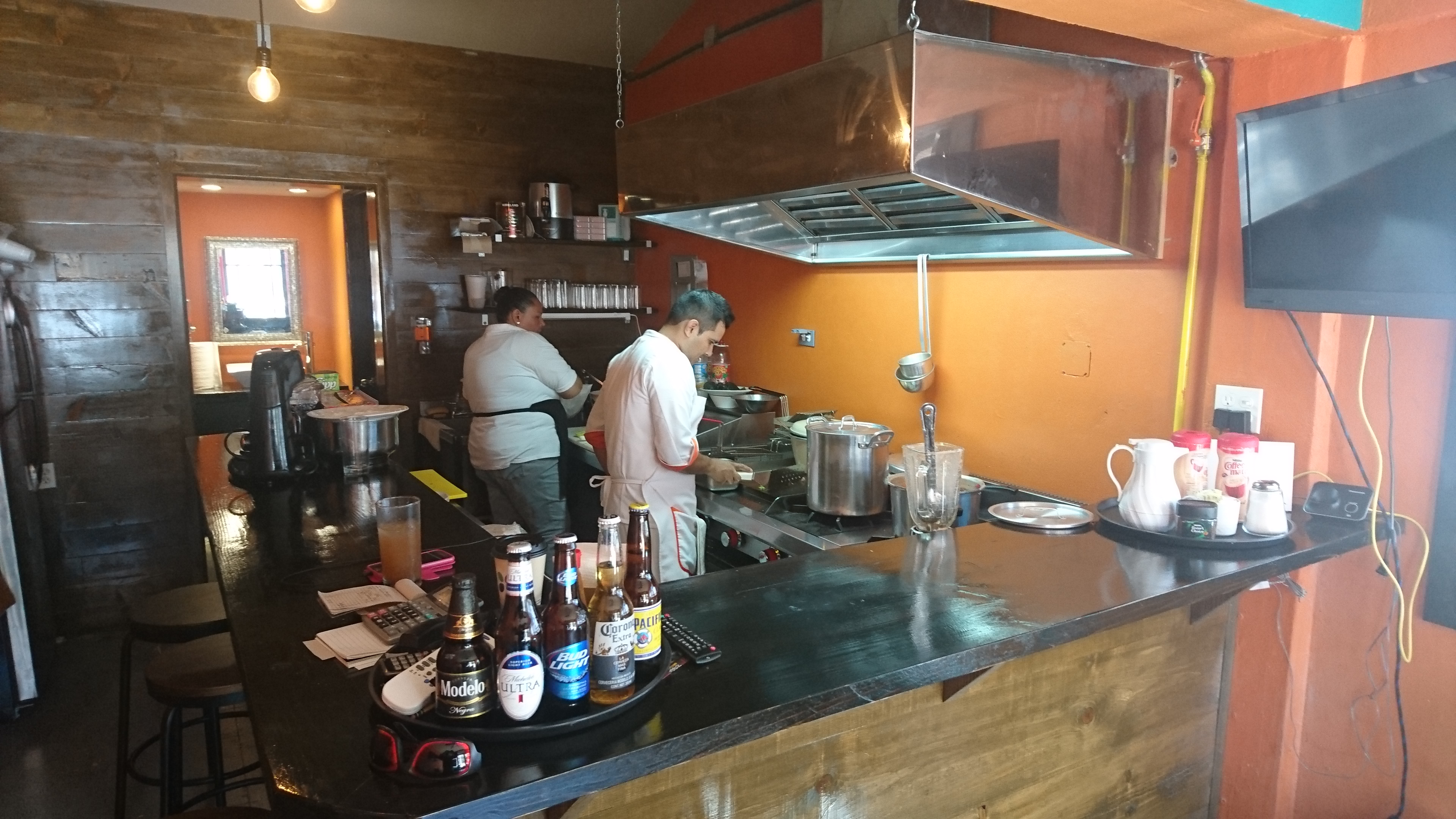 Las Marias (El Chef) image 1