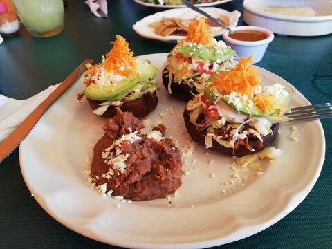 Las Marias (El Chef) image 5
