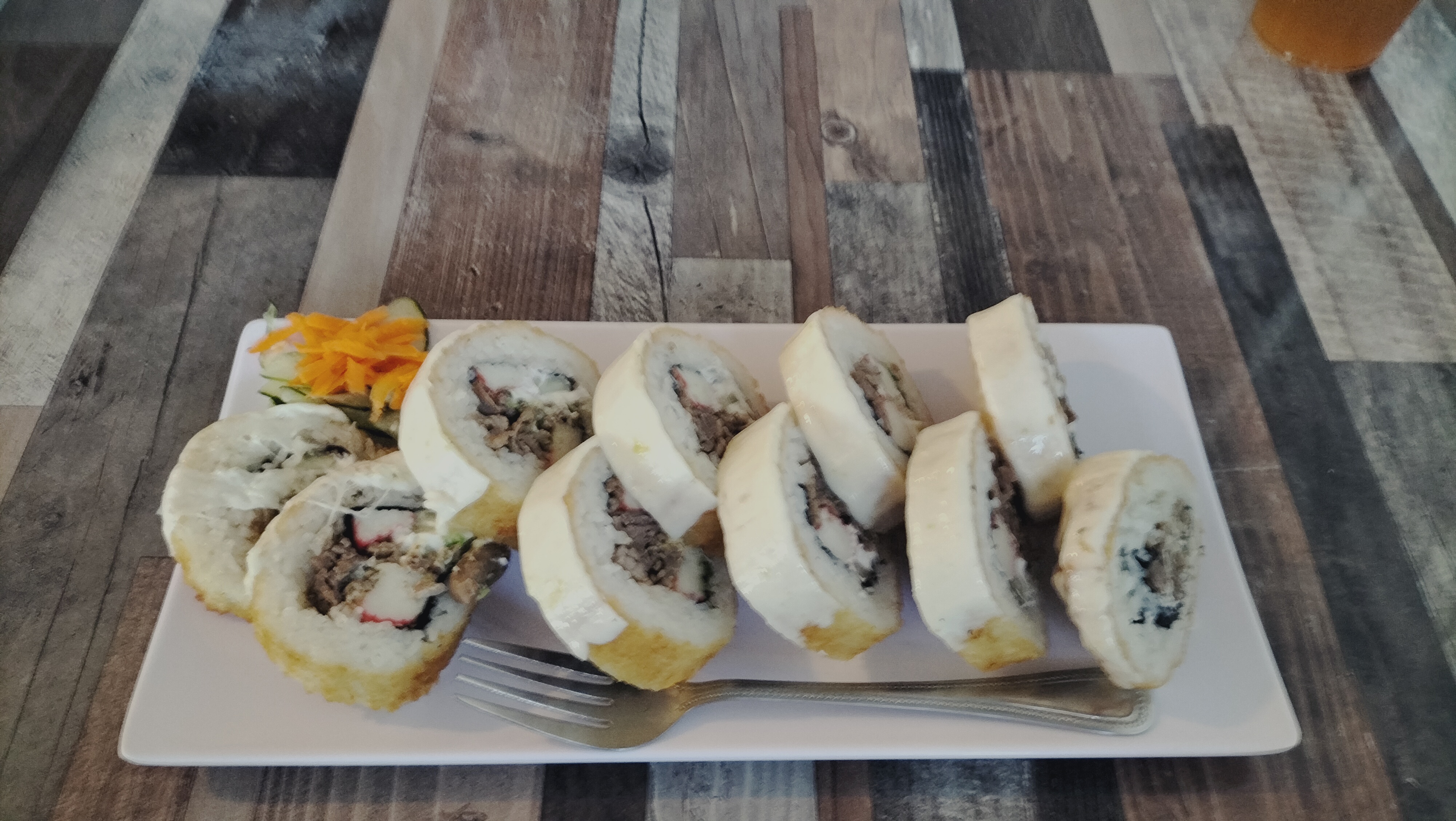 Damaso's Sushi image 10