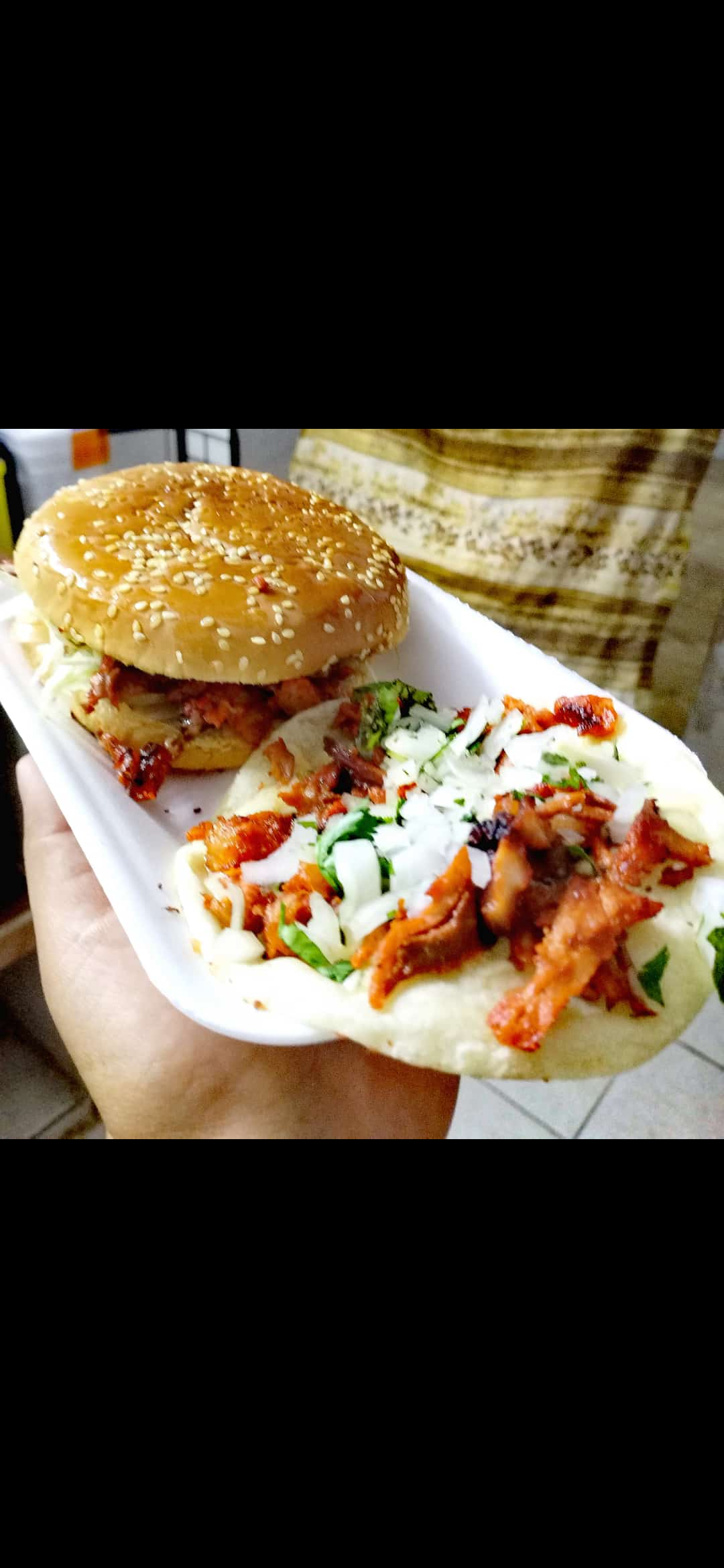 Taqueria "El mini taco" image 4