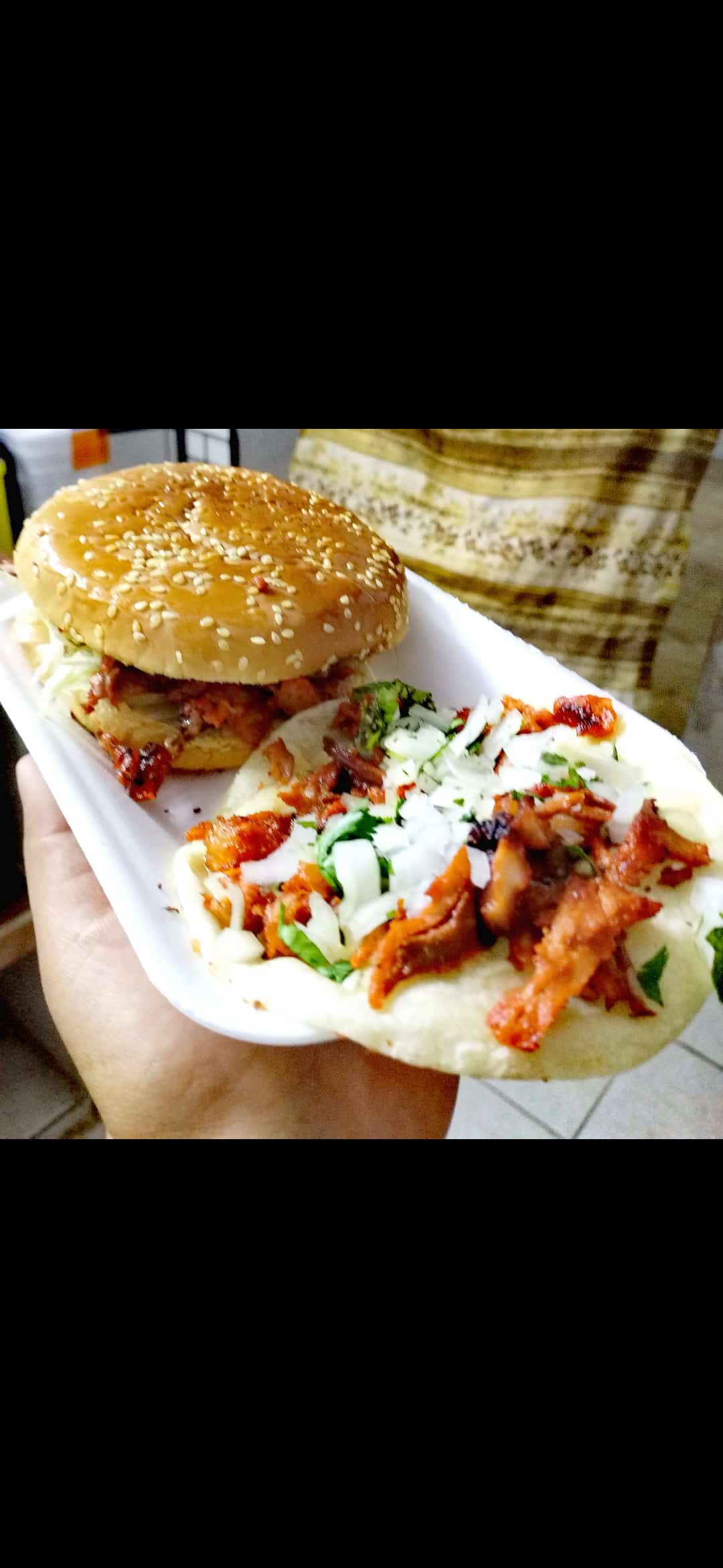 Taqueria "El mini taco" image 4
