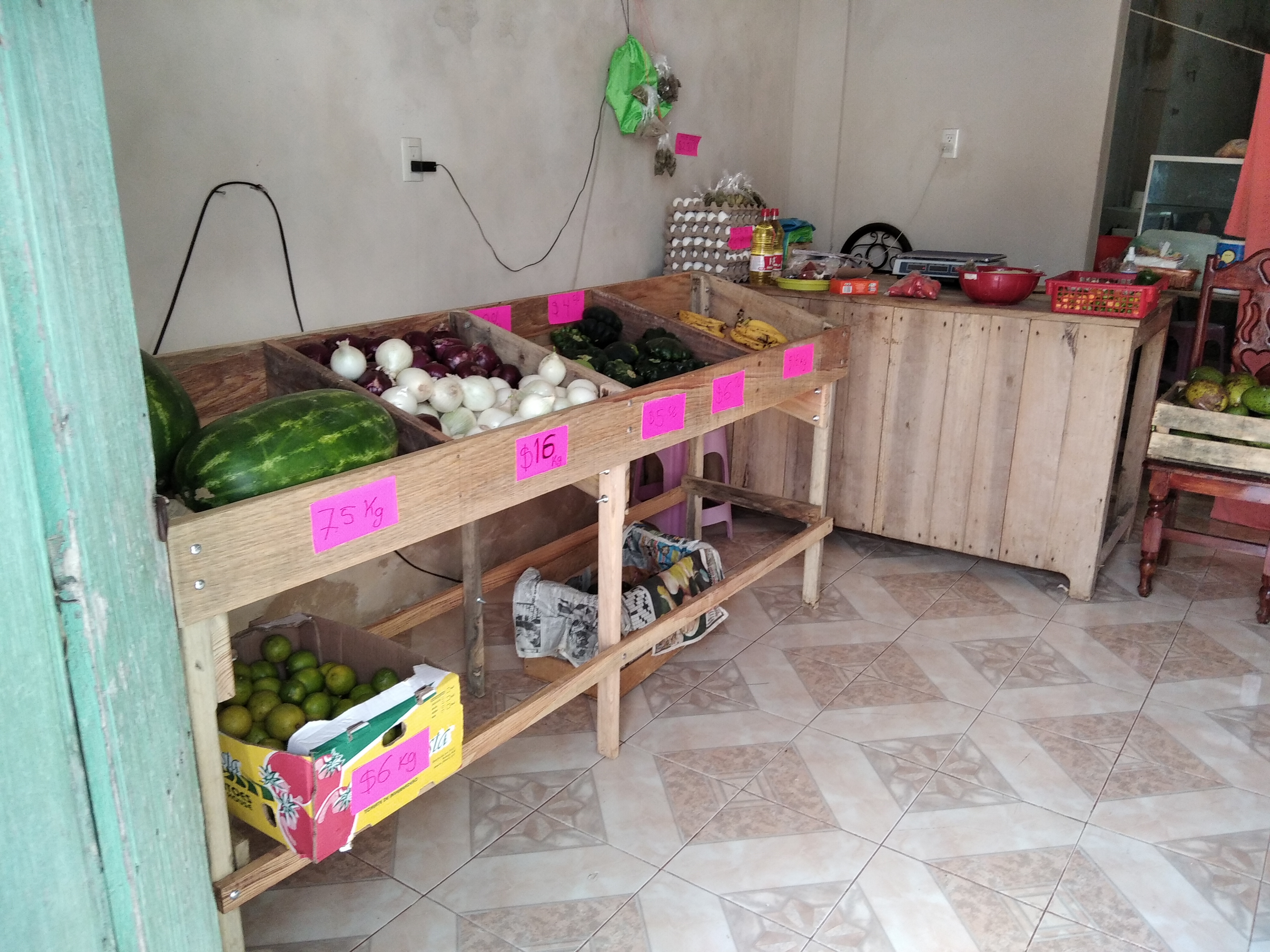 Frutería y Antojitos Juanita image 2