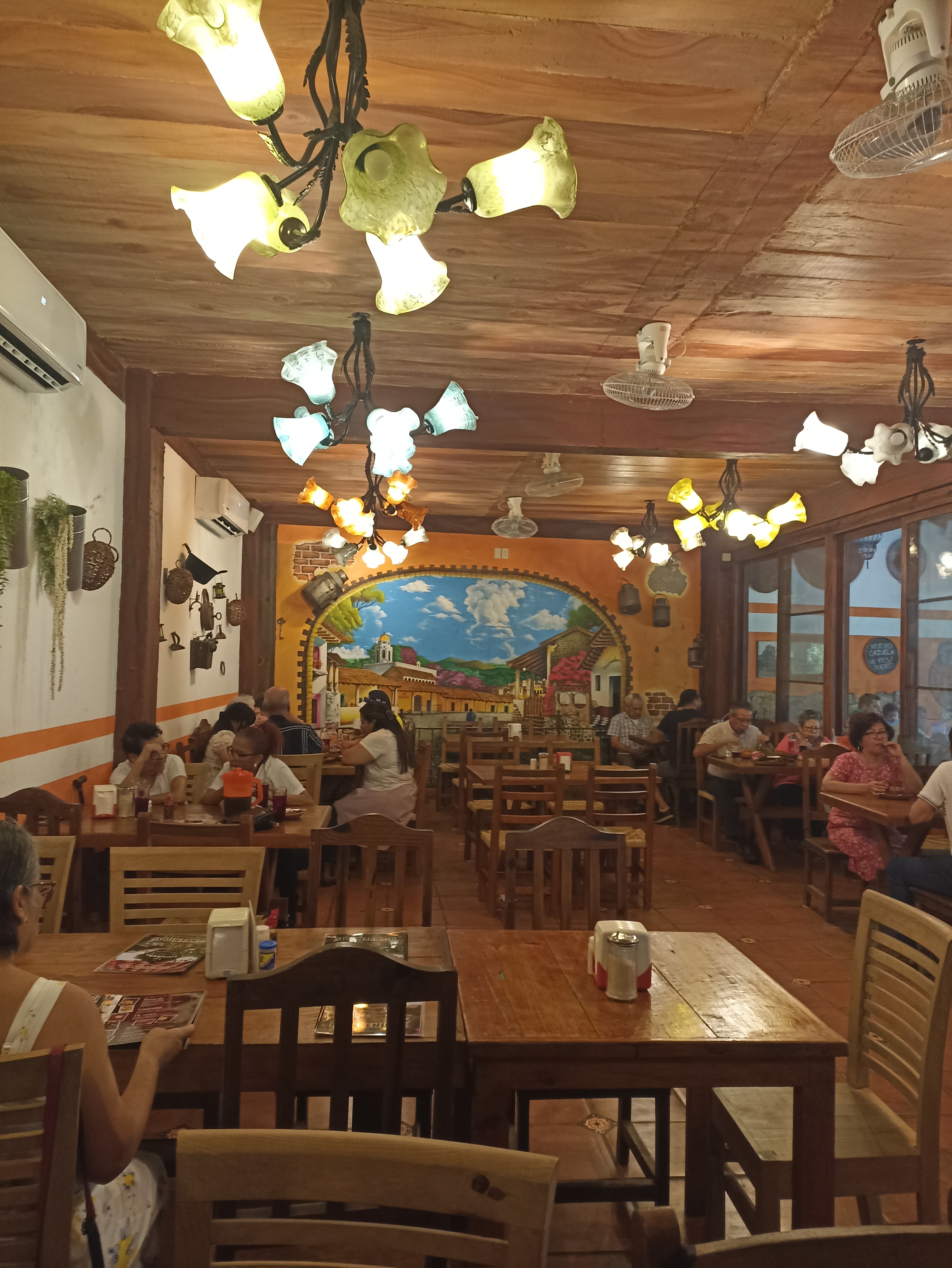 LAS COMALEADAS DE TIHUATLAN image 1