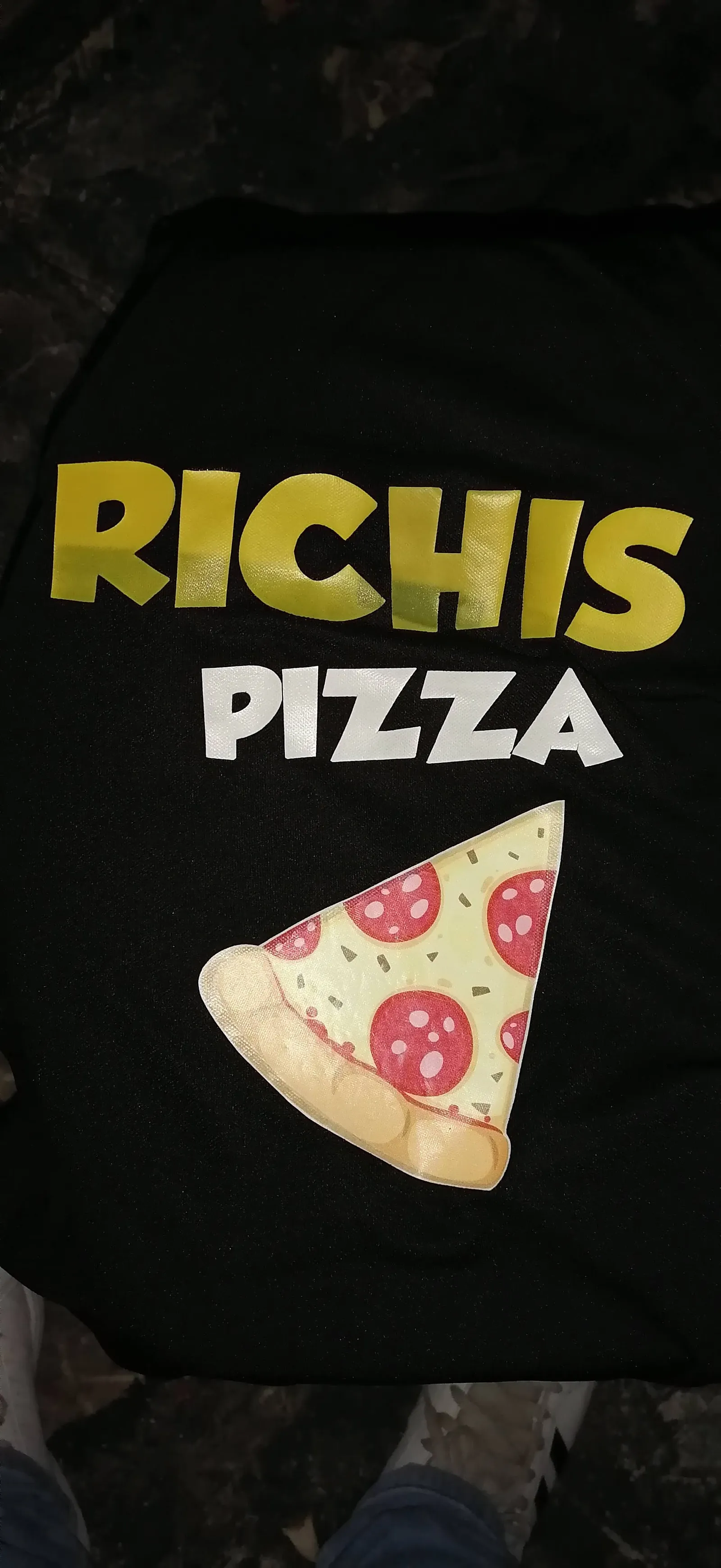 Richis pizza image 9