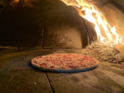 Pizzería Bella Napoli image 4