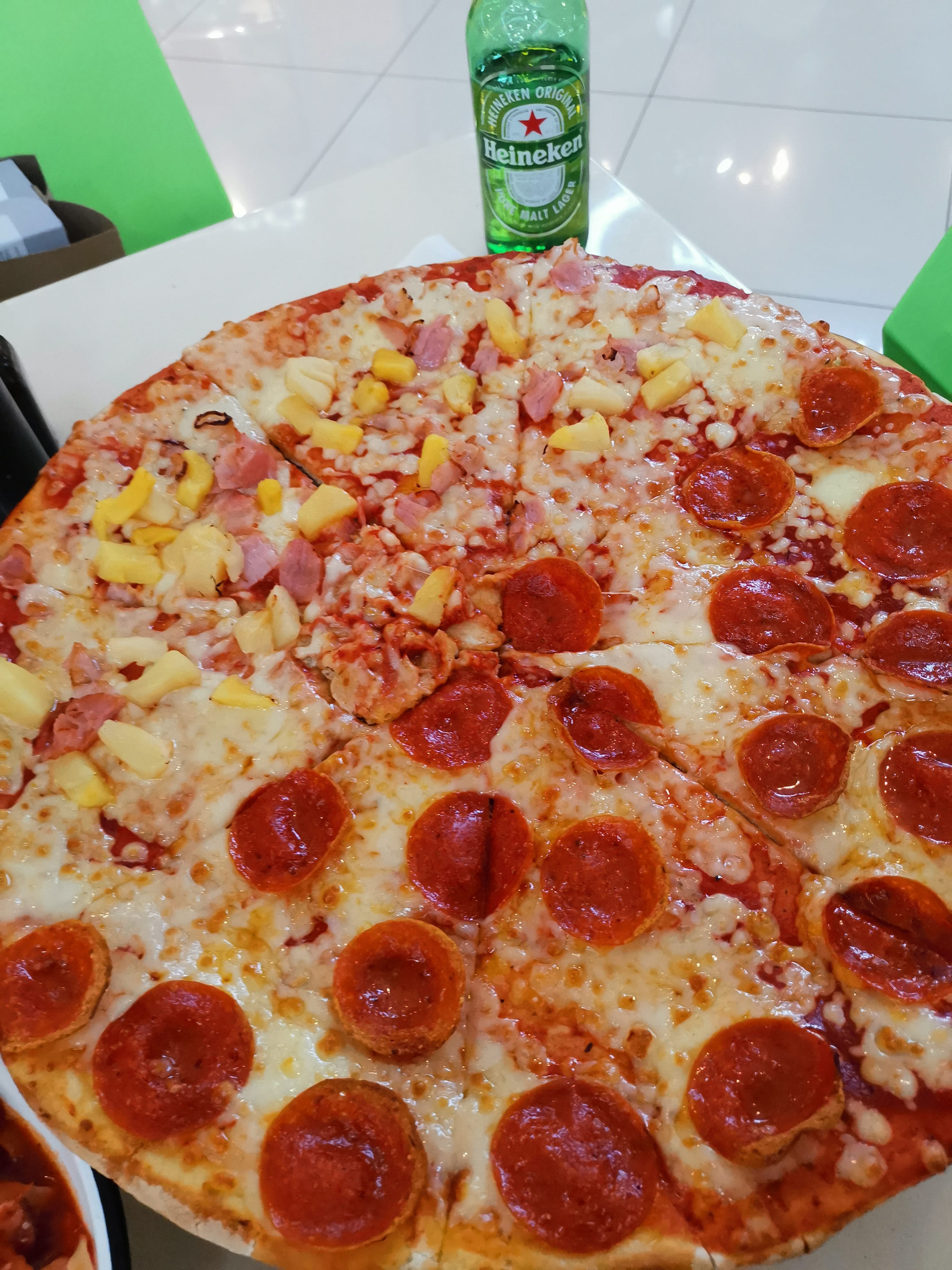 Domino's Outlet Puebla image 2