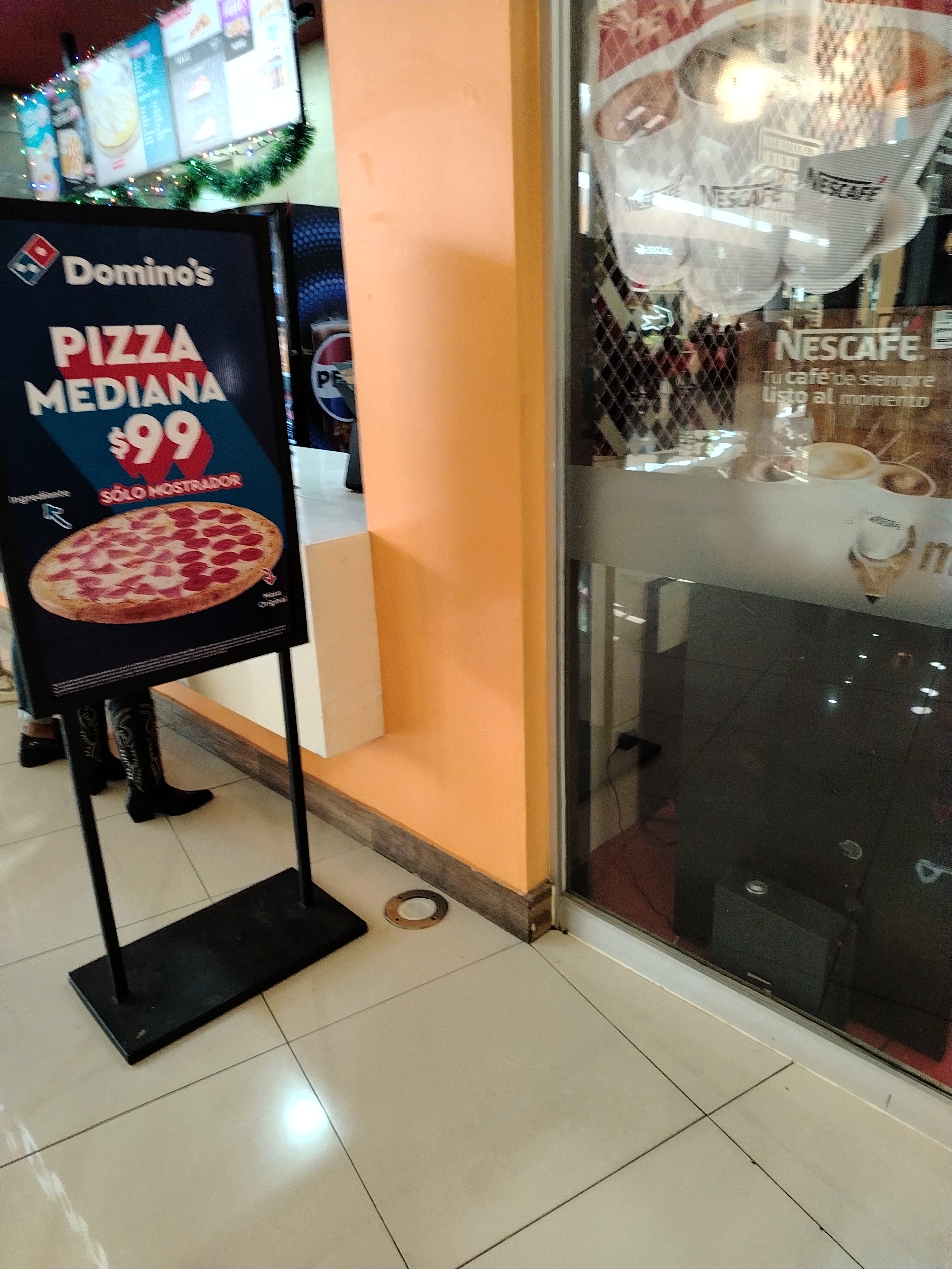 Domino's Outlet Puebla image 5