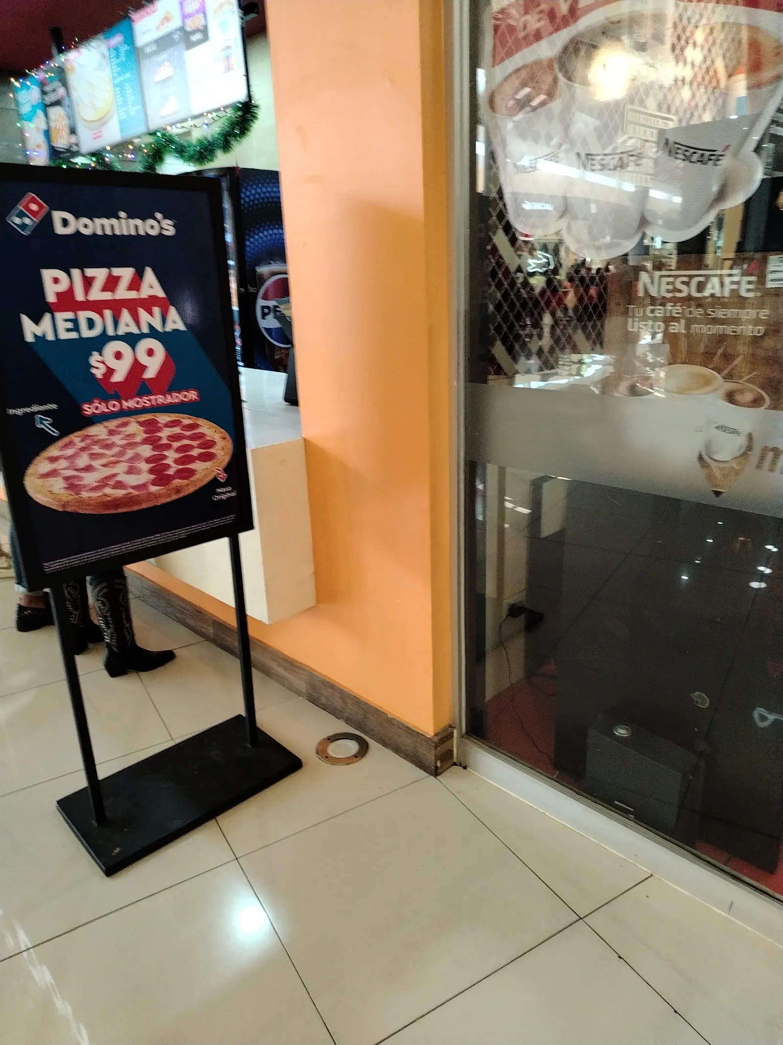 Domino's Outlet Puebla image 5