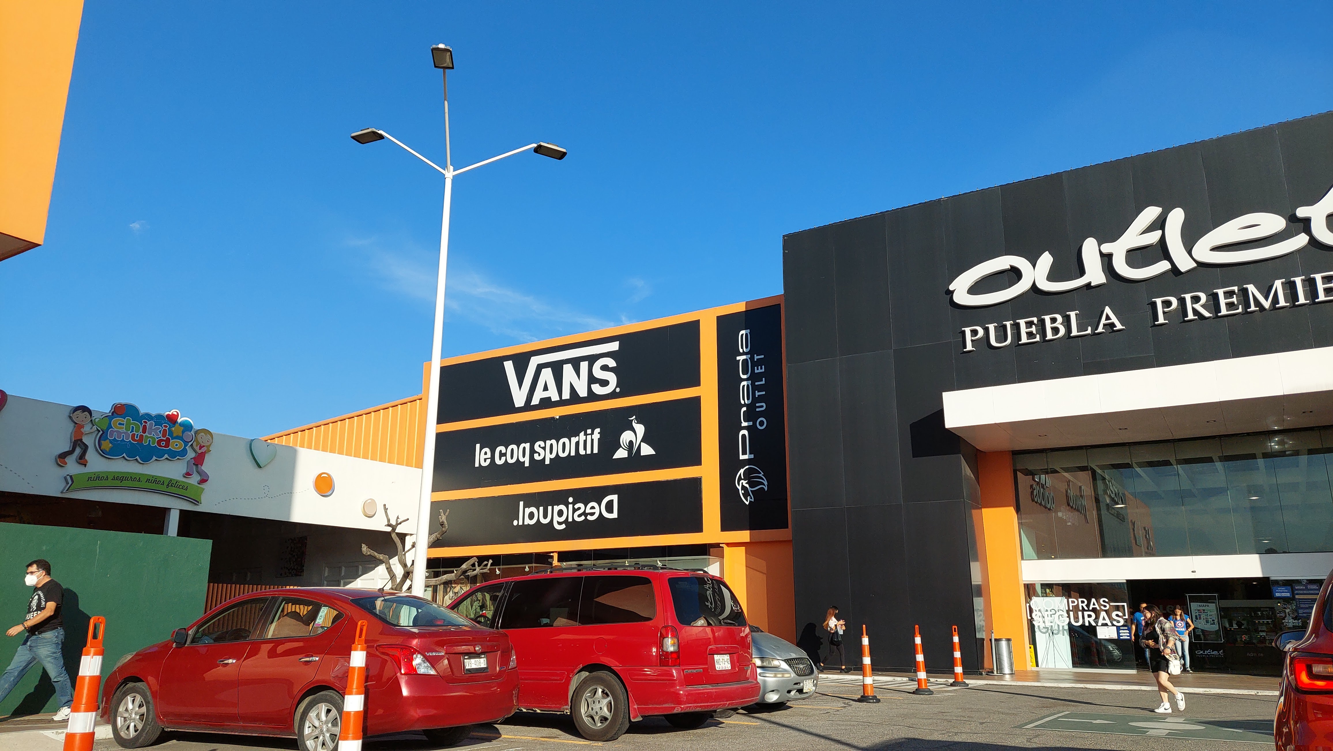 Domino's Outlet Puebla image 7