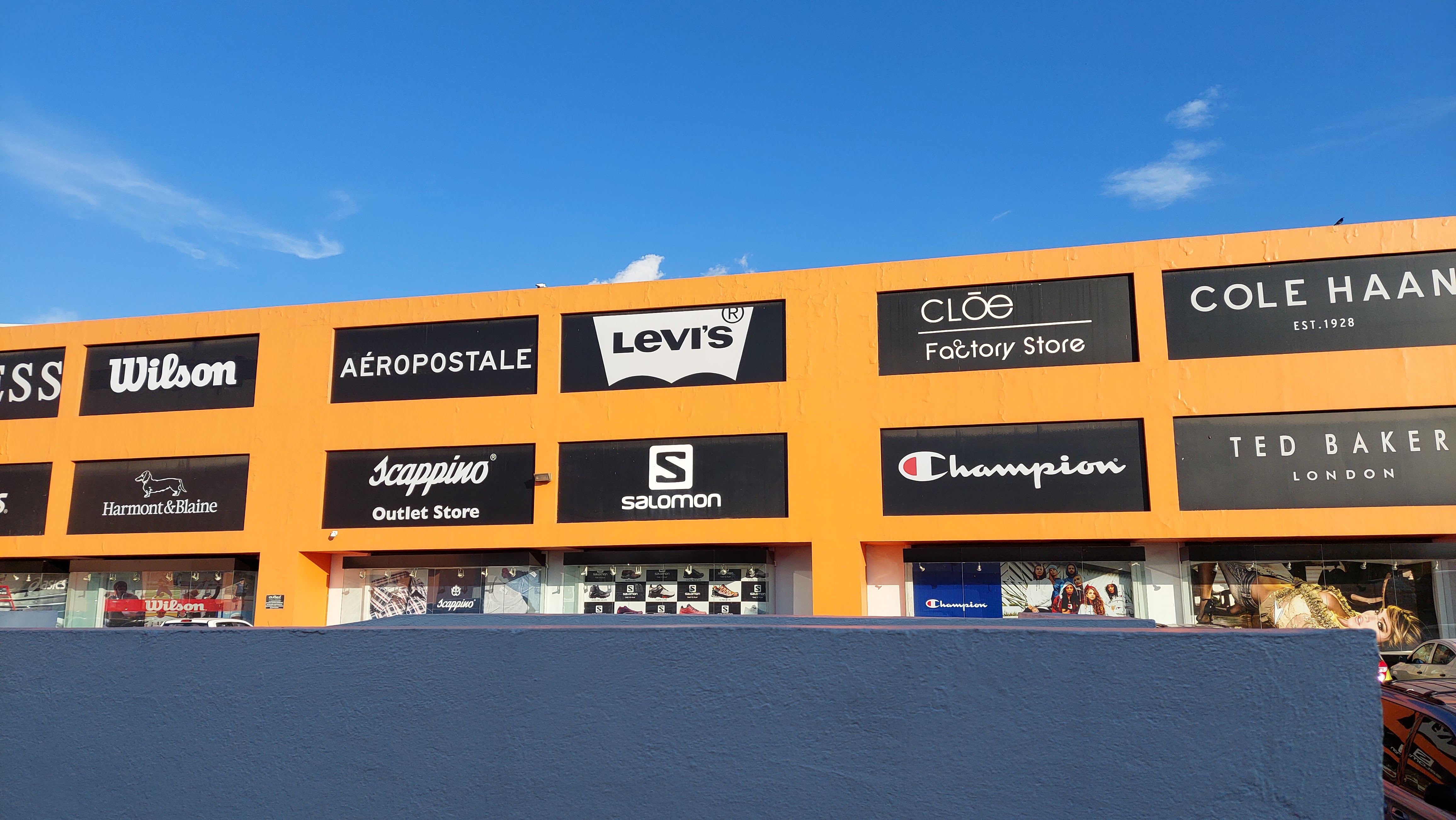 Domino's Outlet Puebla image 10