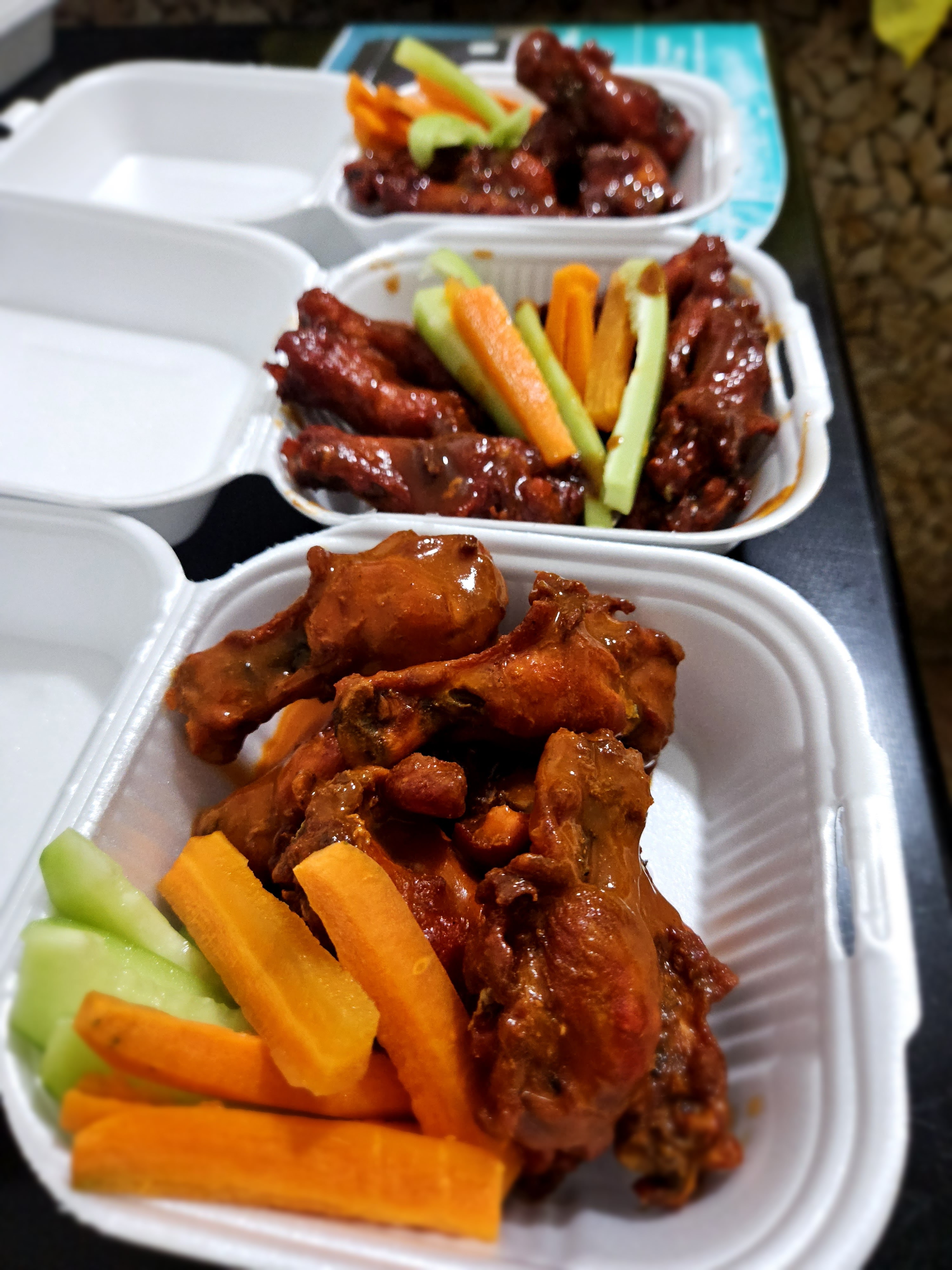 MEGABURGUERS image 4