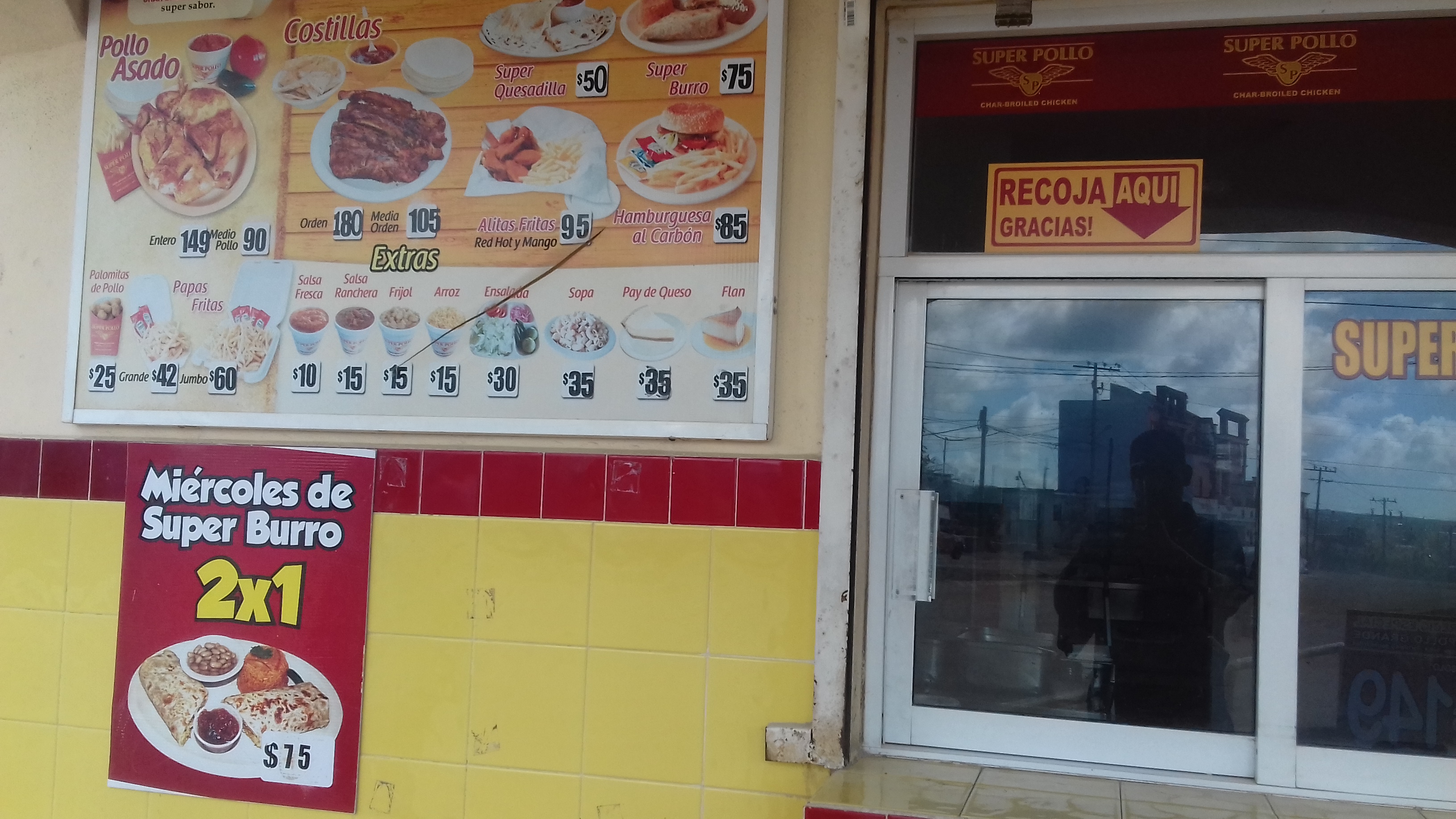 SUPER POLLO MESA image 3