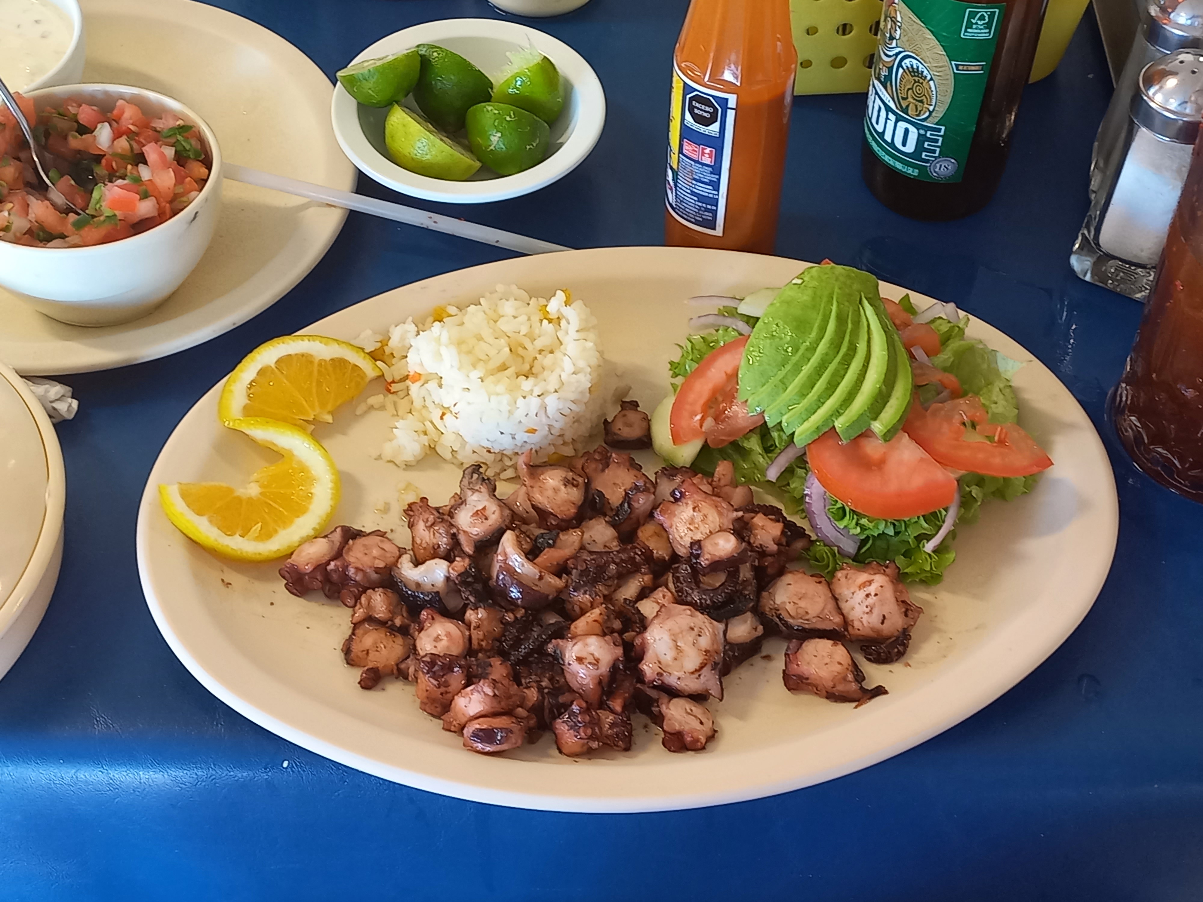 Mariscos el Güero Camarón image 4