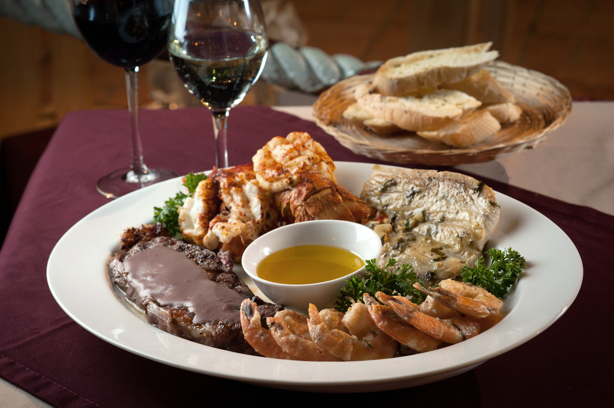 La Taverna GastroBar image 2