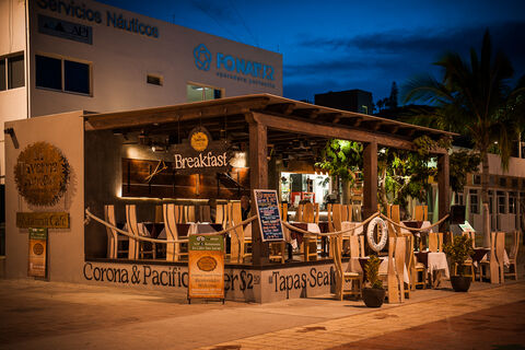 La Taverna GastroBar image 5