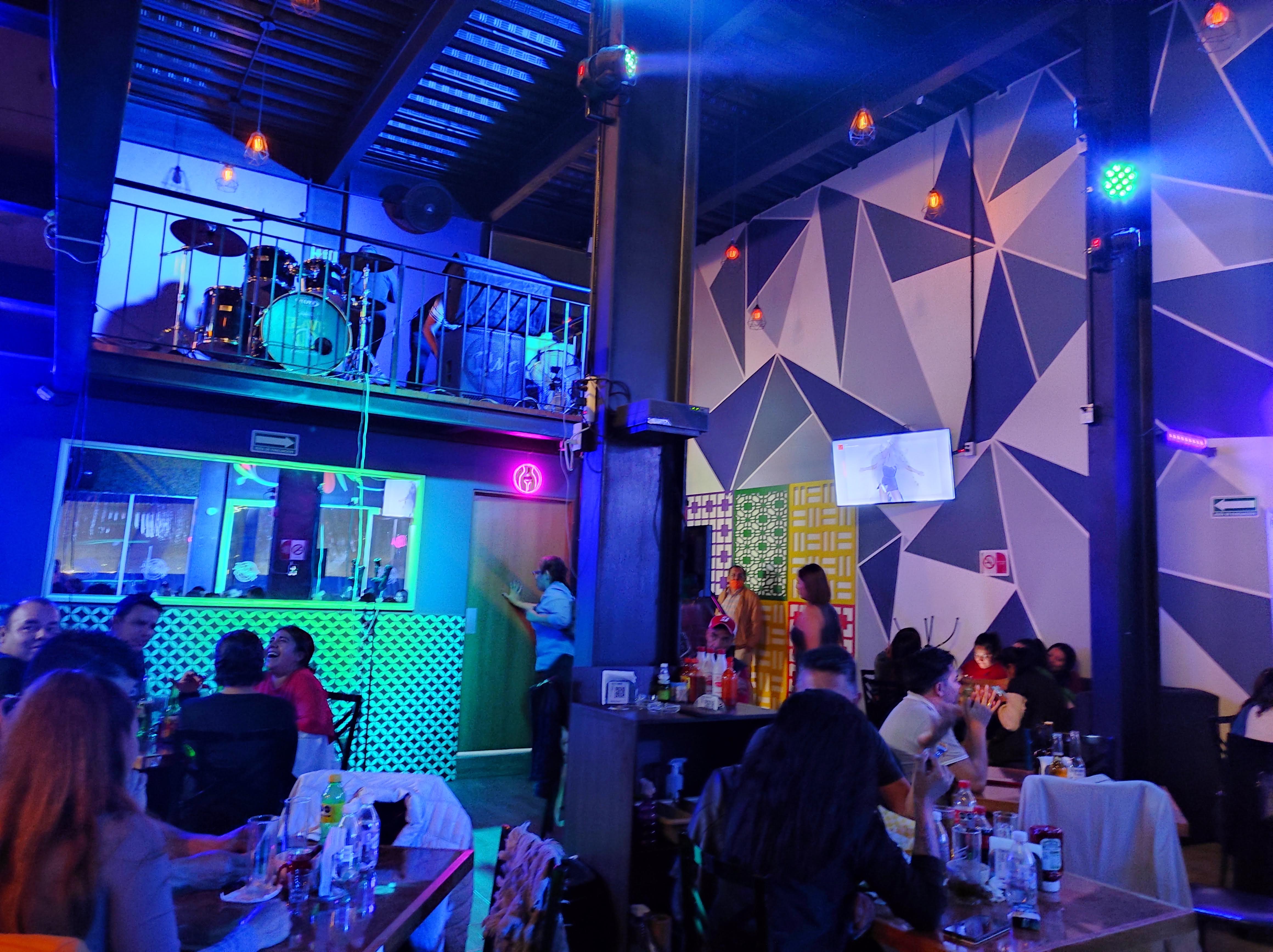 Dionisio Terraza Bar image 7