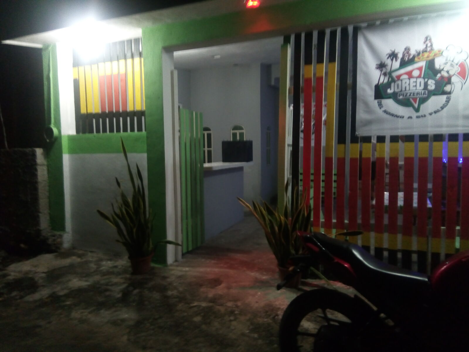 Pizzería "Jored´s" image 6