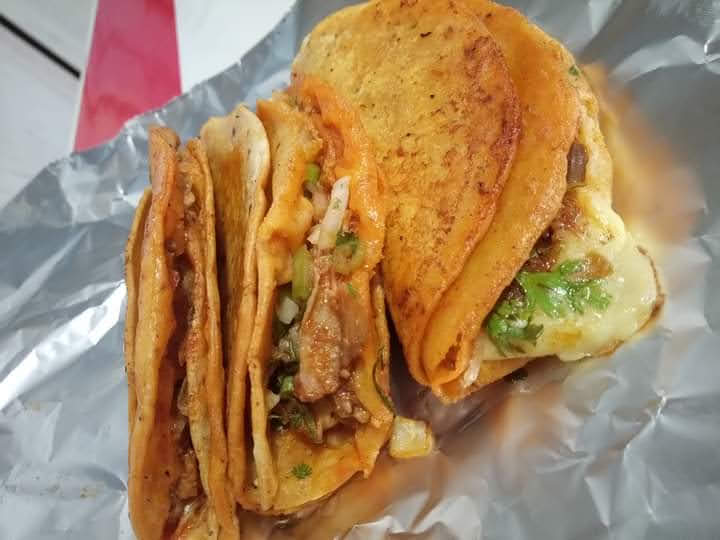 TAQUERIA EL TEKUANI image 8