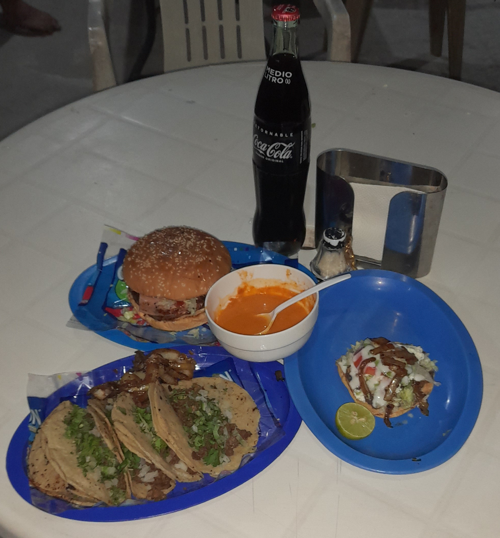 Taqueria "Martín " image 1