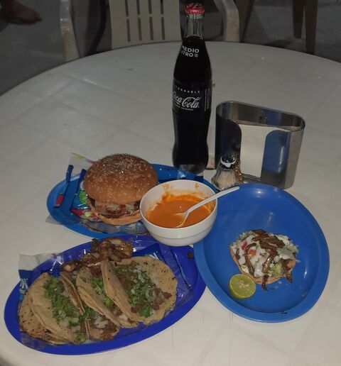 Taqueria "Martín " image 1