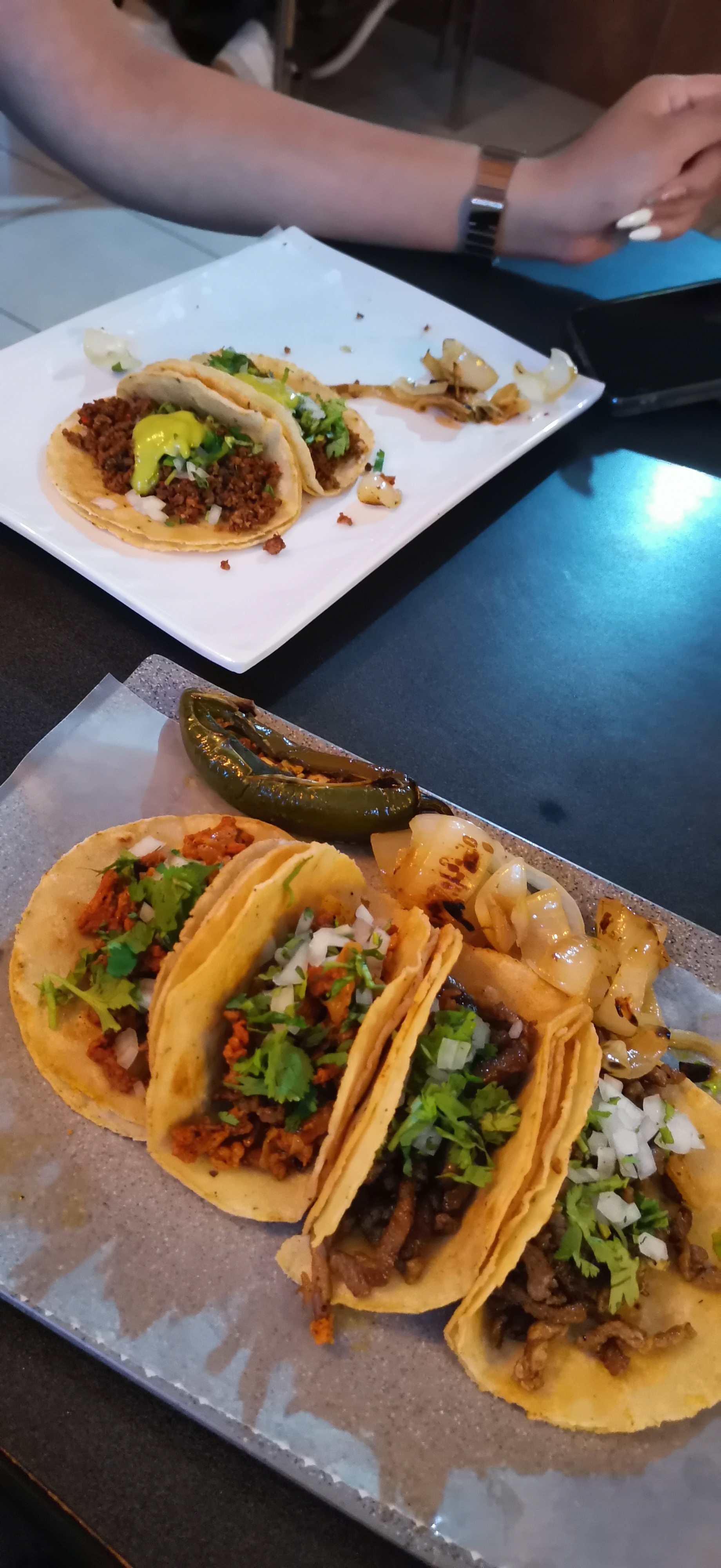Tacos El Mirador image 2