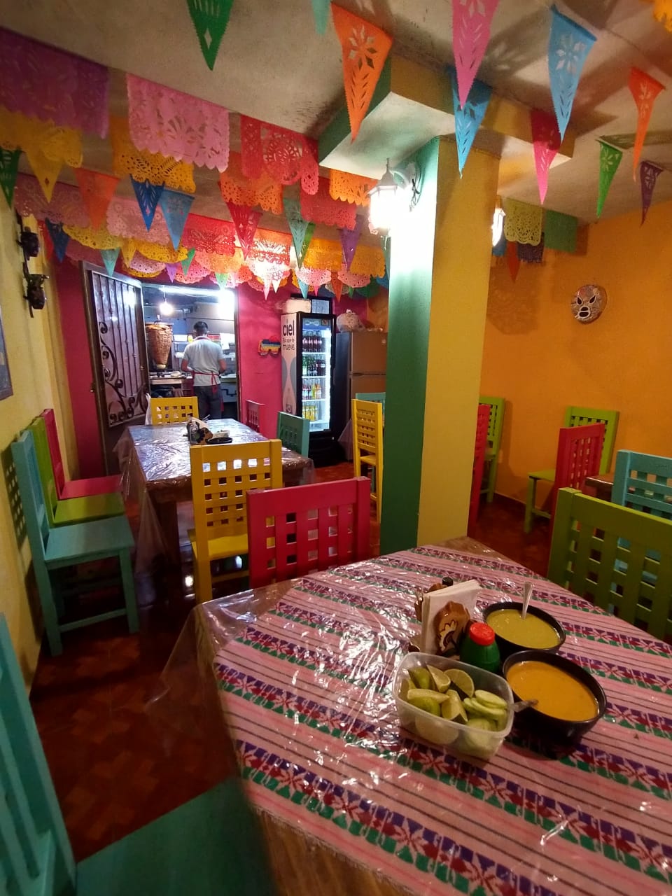 Taquería "El Trompo" image 4