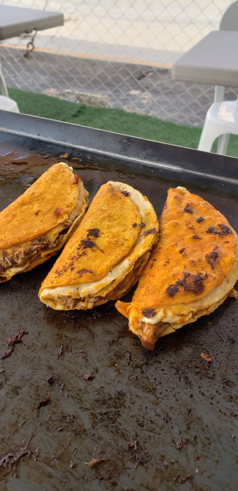 Quesabirrias "El amigo" image 3