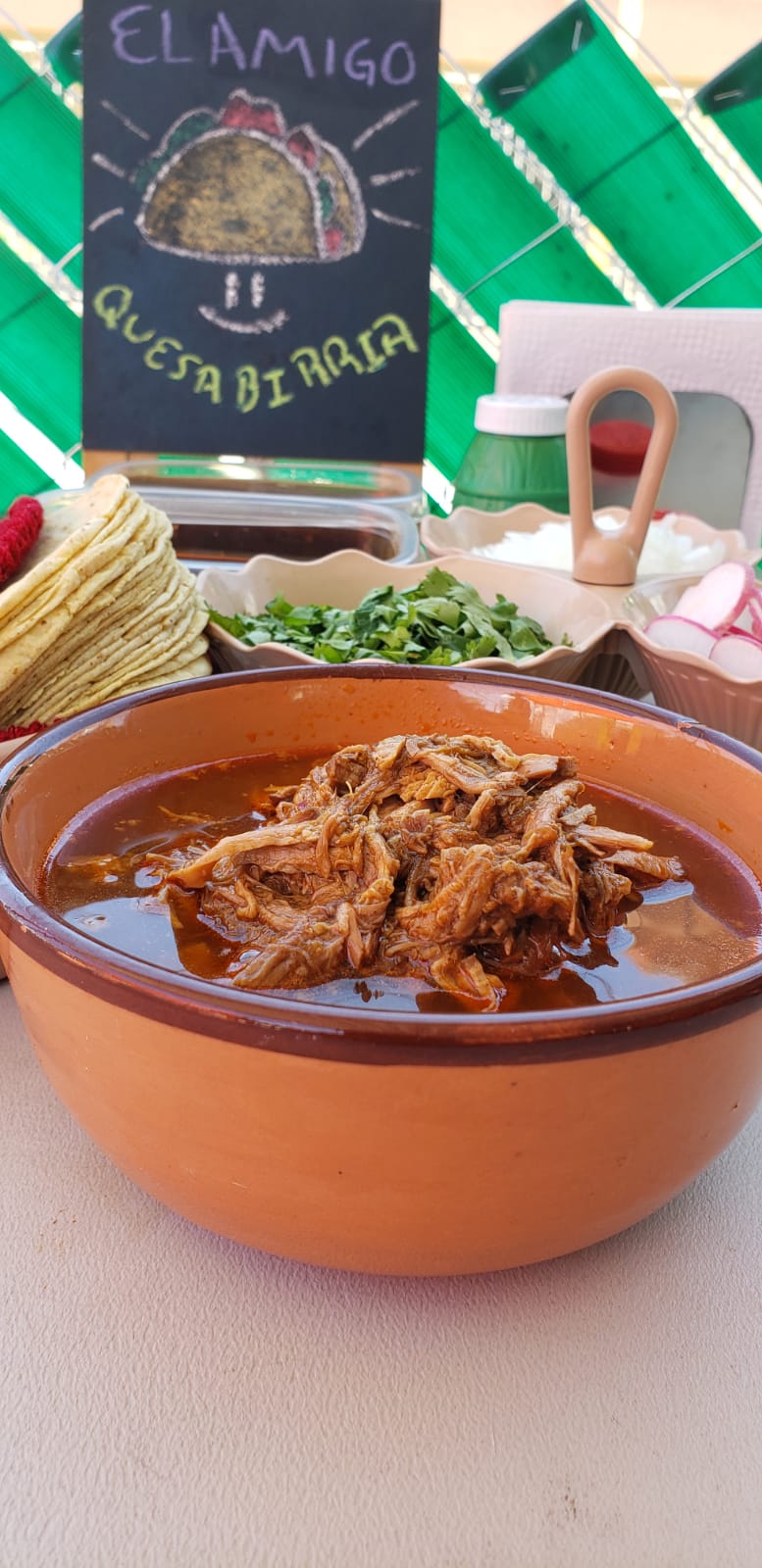 Quesabirrias "El amigo" image 4