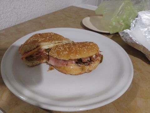 Hamburguesas al carbón LA FLAMA image 7