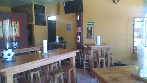 Cazadores Sport Bar image 6