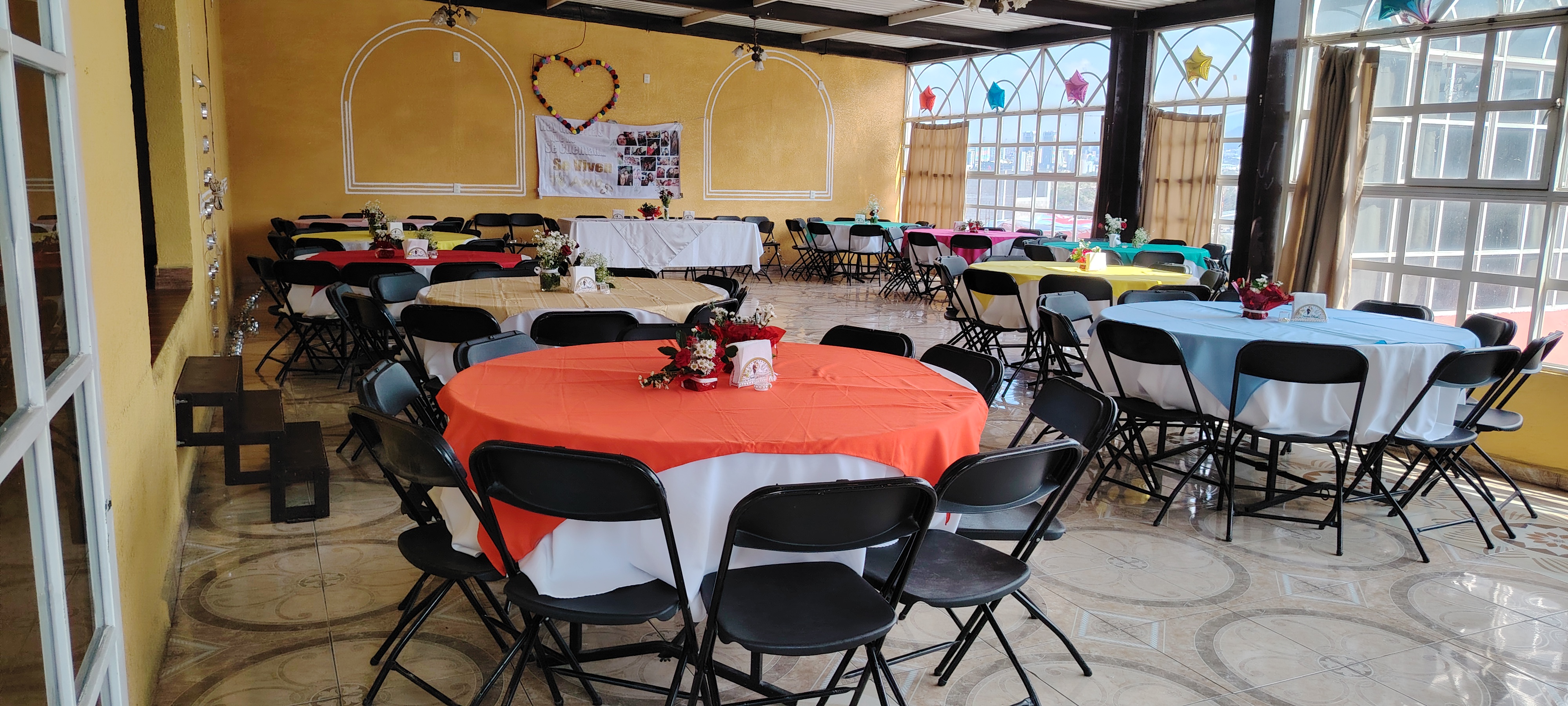 Salón El Castillo image 1