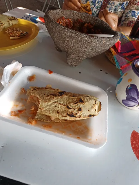 Gorditas y quesadillas El Mezquitito image 6