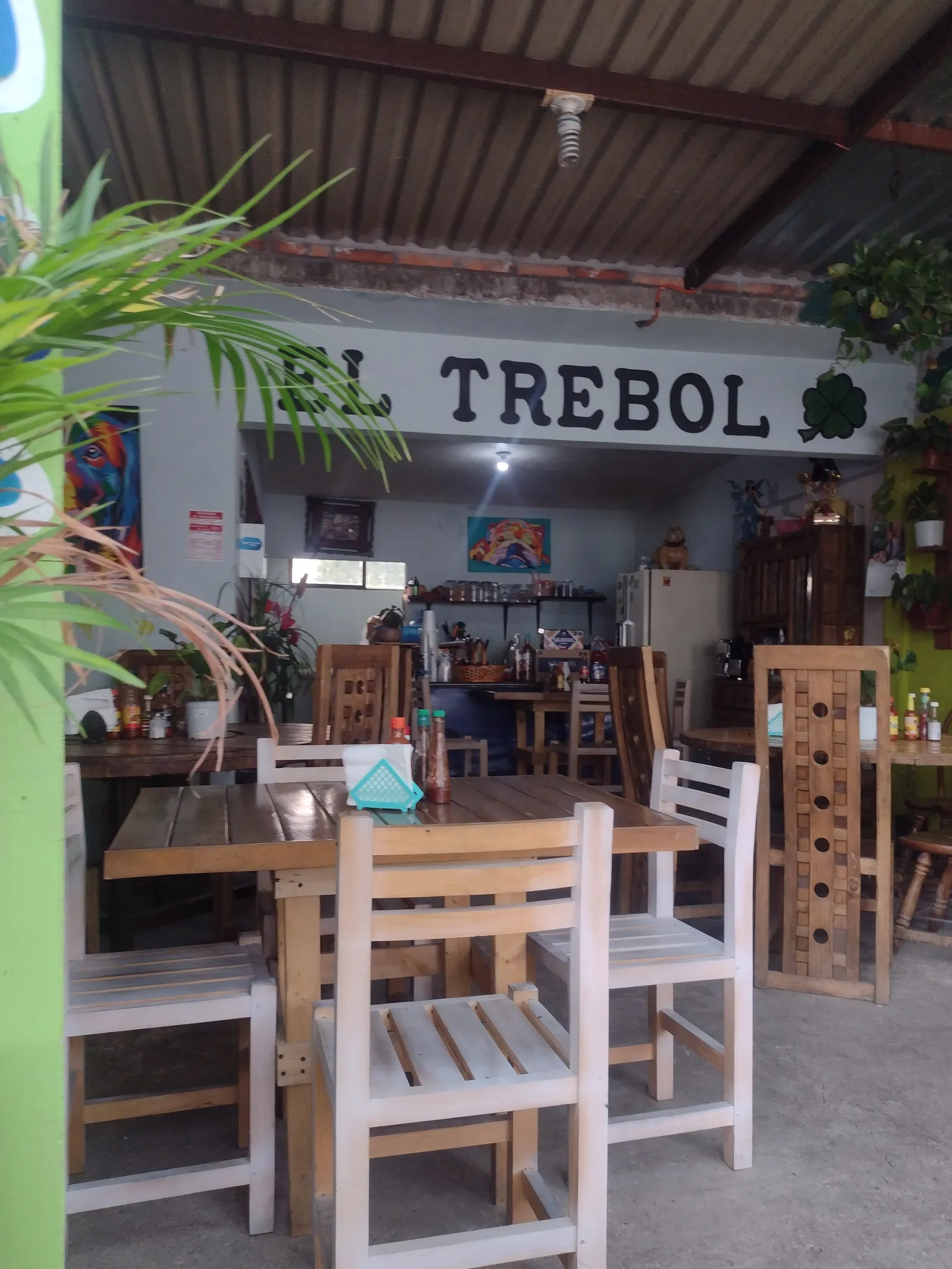 Mariscos “ El Trébol” Mompaní Miches & More image 7
