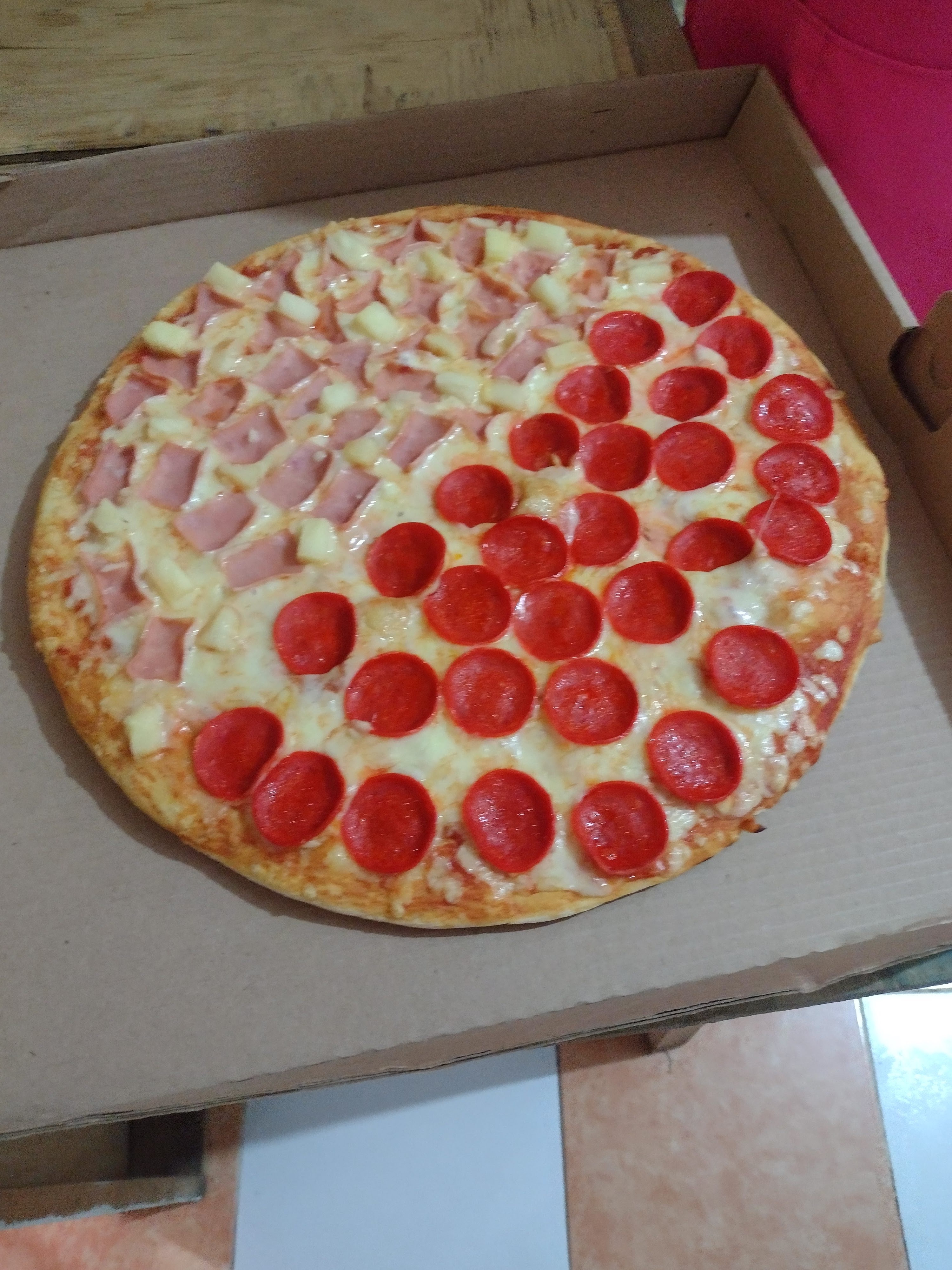 "WILLI'S PIZZA" image 4