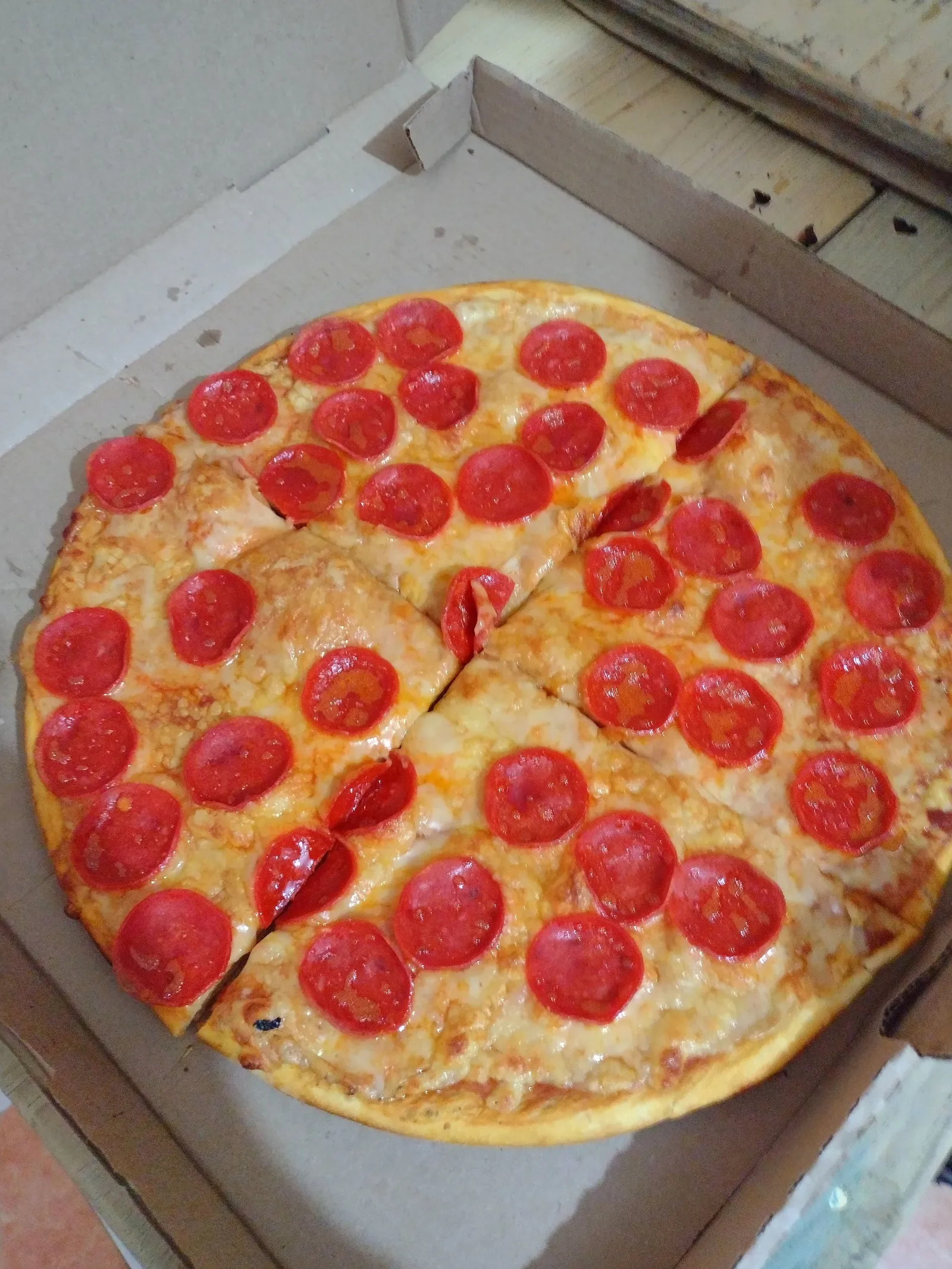 "WILLI'S PIZZA" image 6